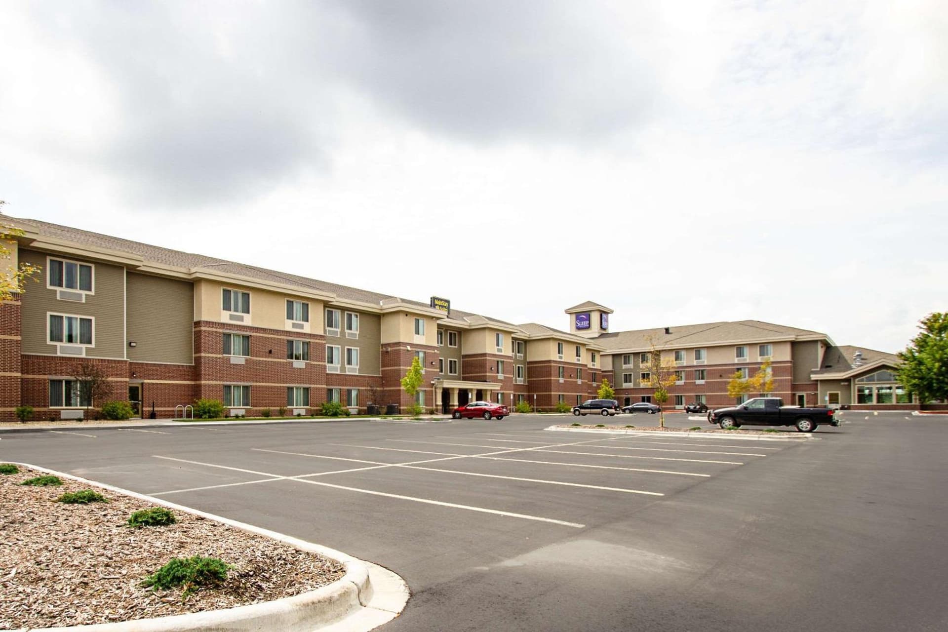 Sleep Inn & Suites Madison - Monona property views in Madison, WI — gallery photo 3
