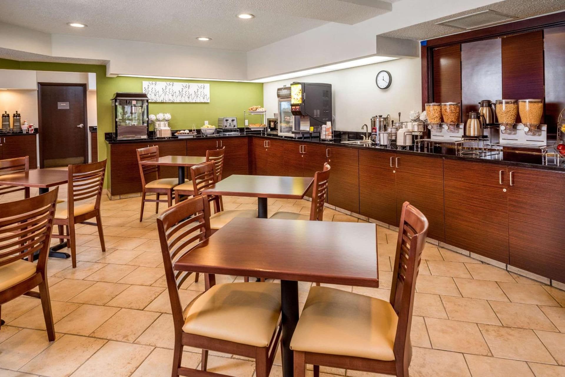 Sleep Inn & Suites Cross Lanes - South Charleston gallery photo in Cross Lanes, WV — image 35