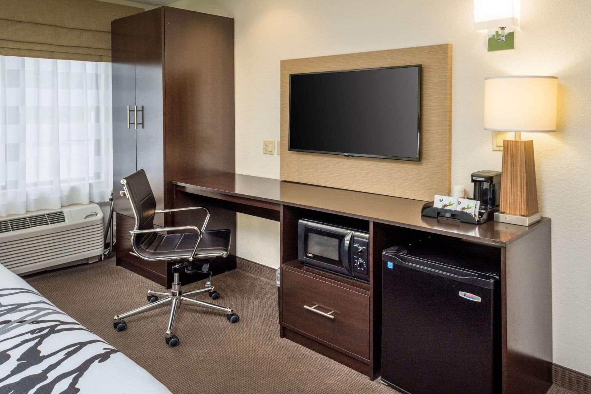 Sleep Inn & Suites Cross Lanes - South Charleston gallery photo in Cross Lanes, WV — image 8