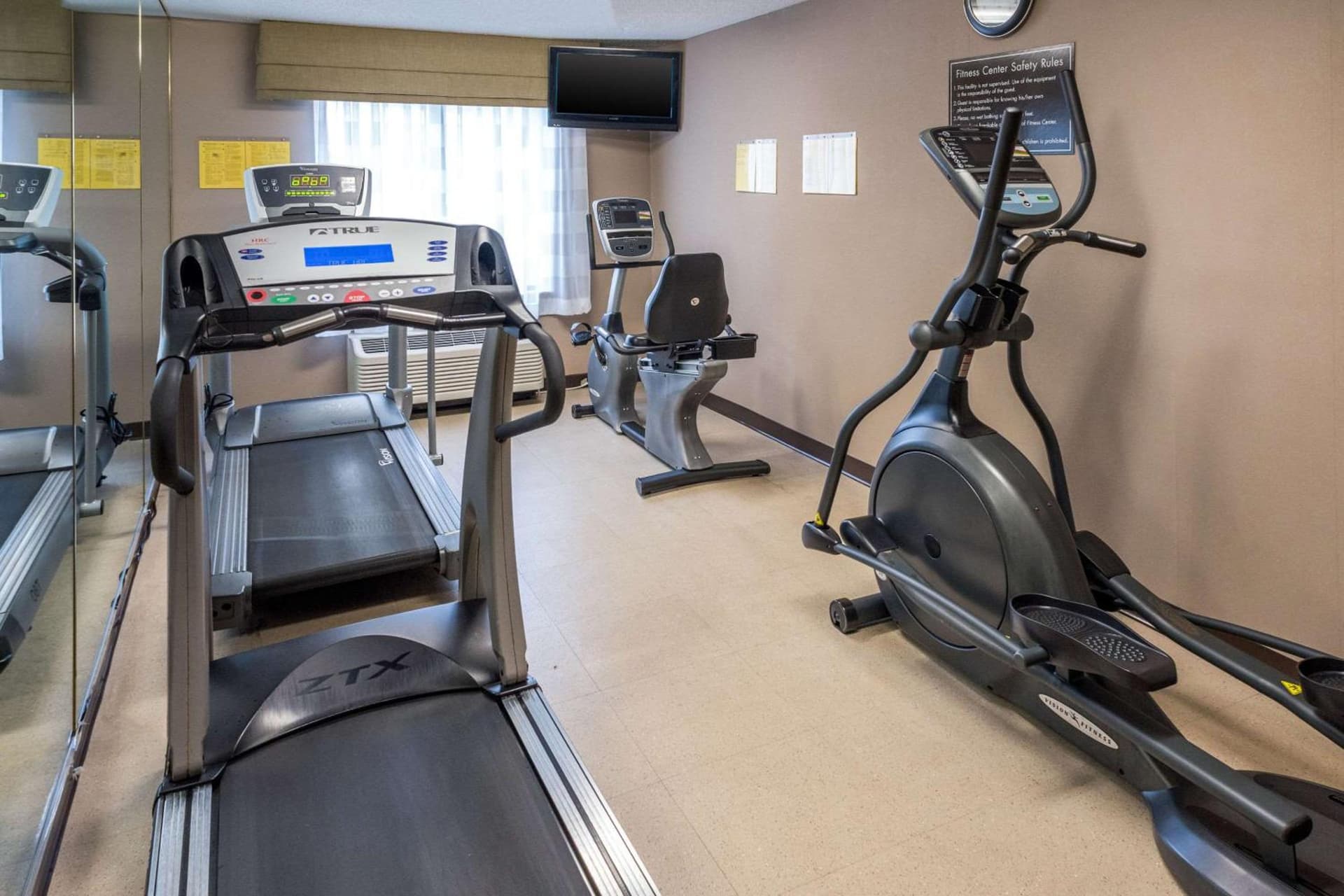 Sleep Inn & Suites Cross Lanes - South Charleston gallery photo in Cross Lanes, WV — image 32