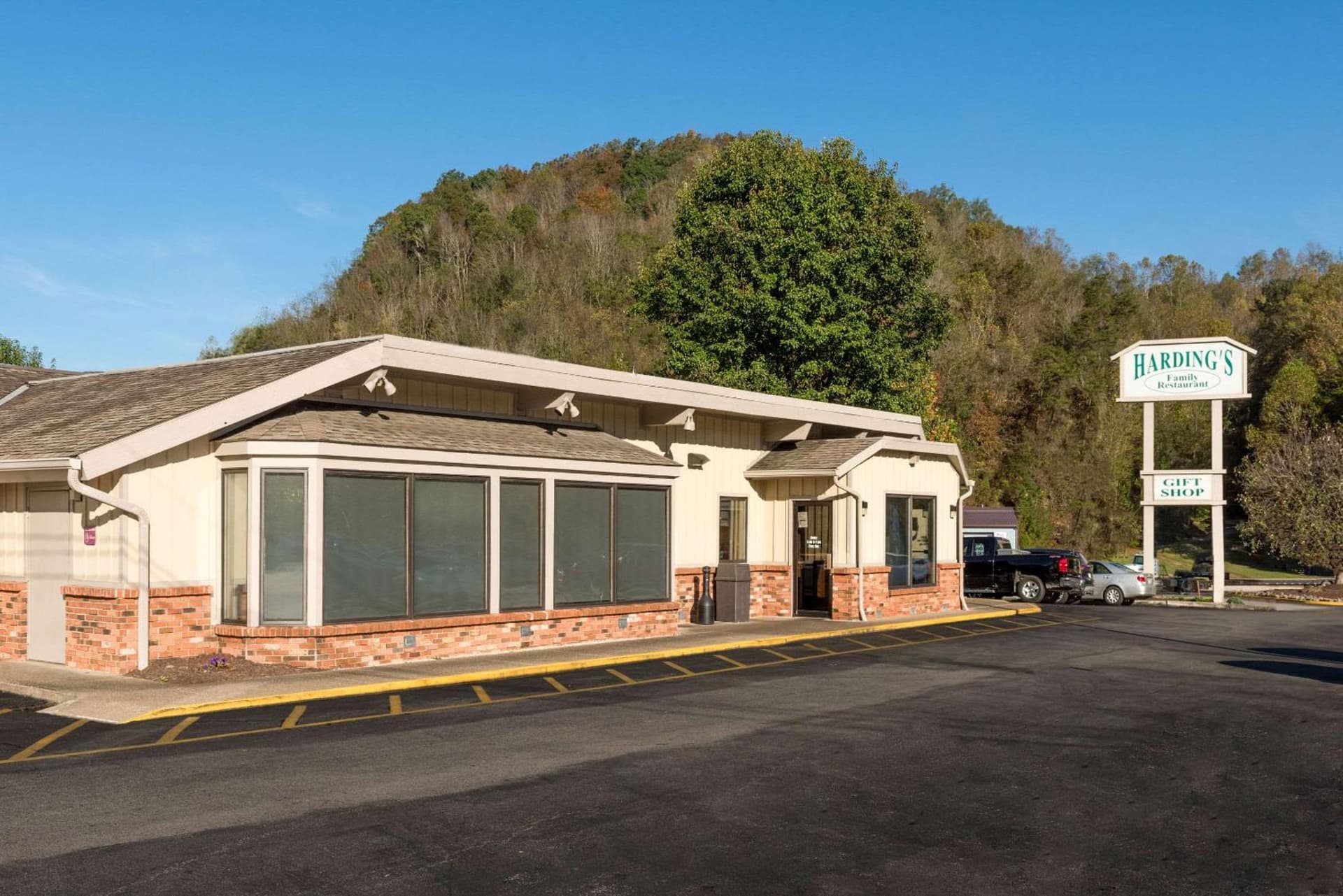 Sleep Inn Charleston North gallery photo in Charleston, WV — image 24