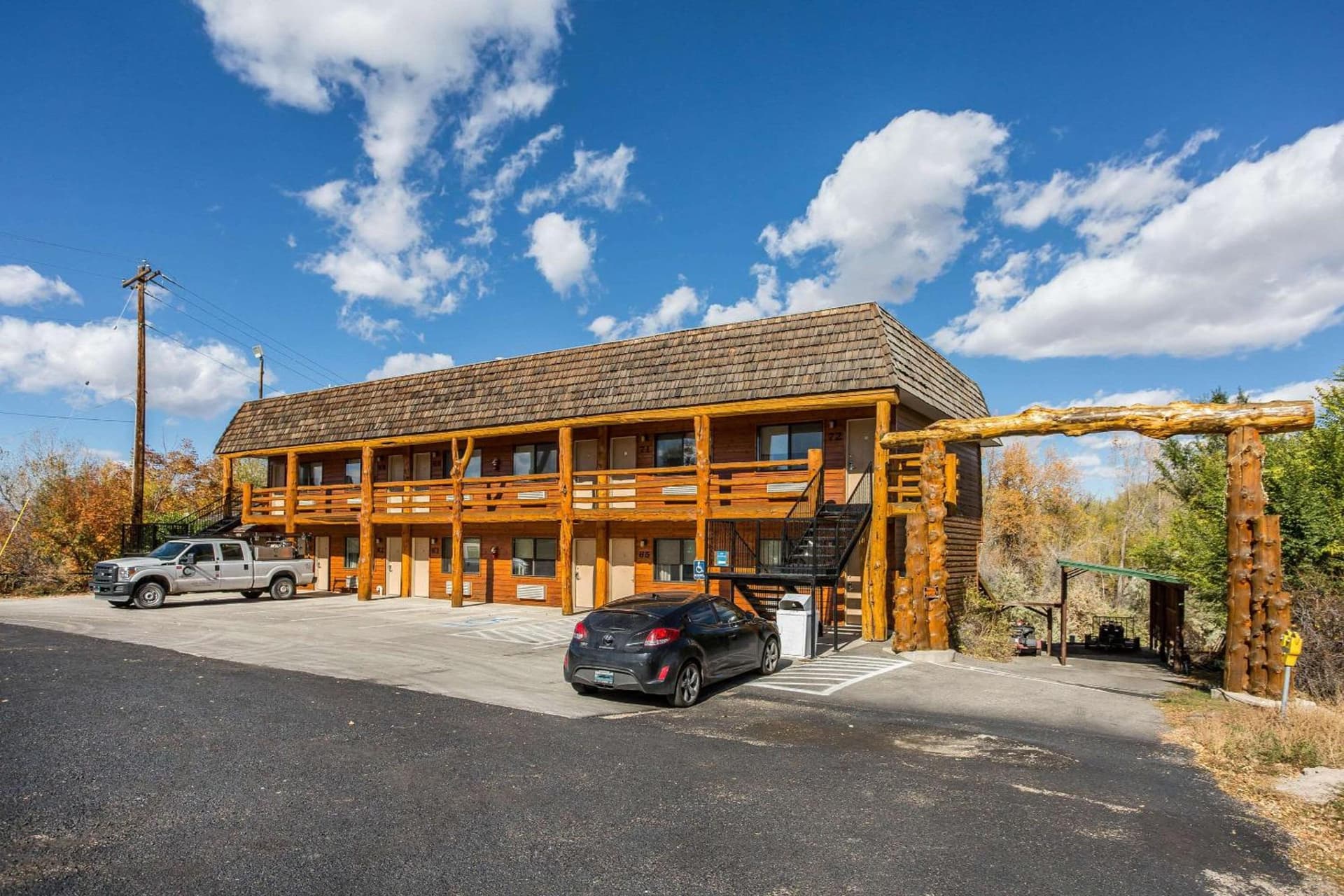 Rodeway Inn Pronghorn Lodge featured exterior or lobby in Lander, WY — similar hotel