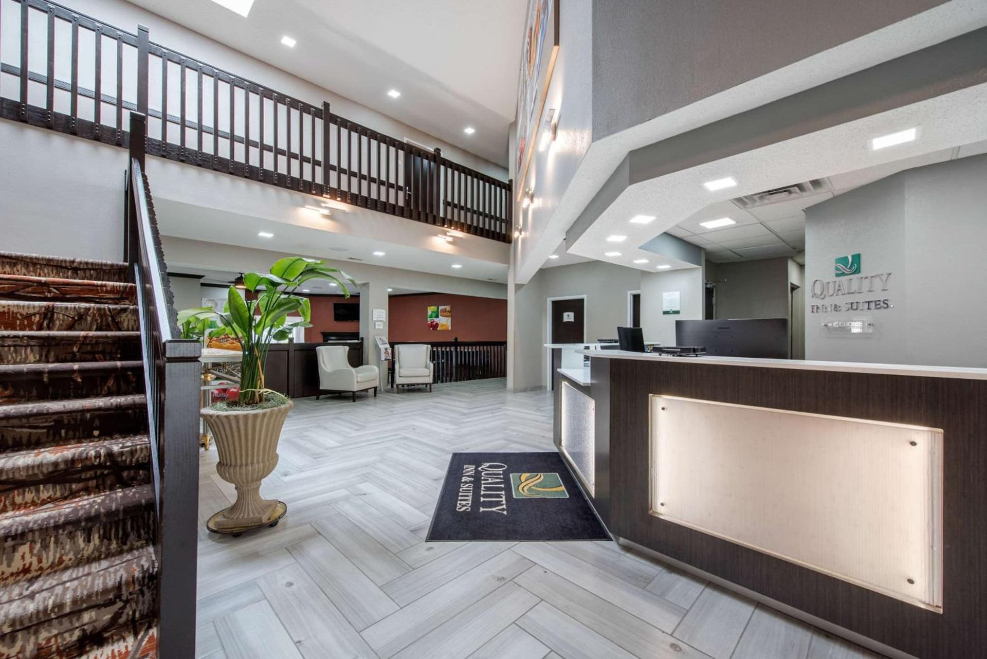 Quality Inn & Suites Brownsburg - Indianapolis West property views in Brownsburg, IN — gallery photo 3