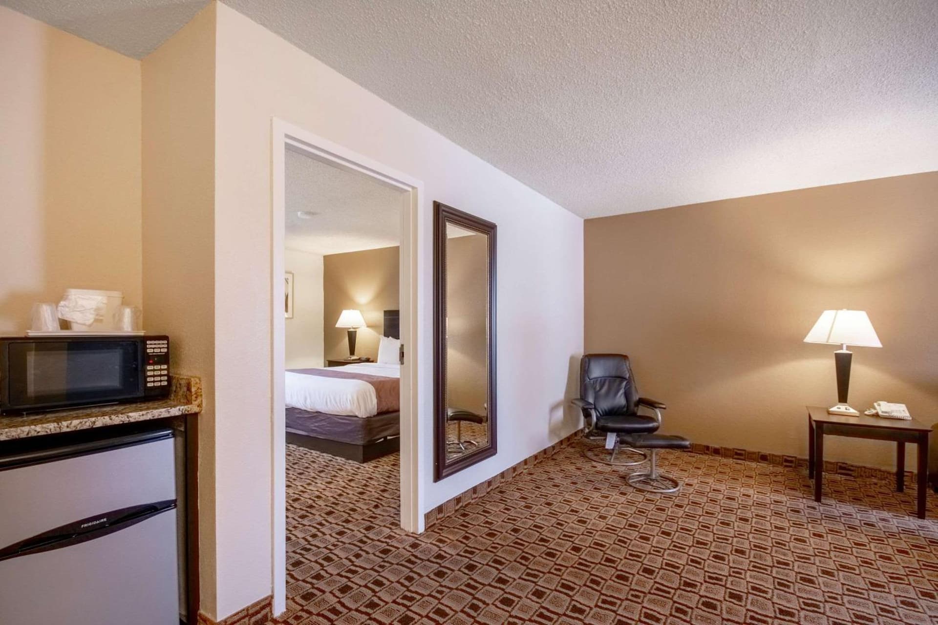 Coratel Plus Suites Wichita West Airport gallery photo in Wichita, KS — image 13