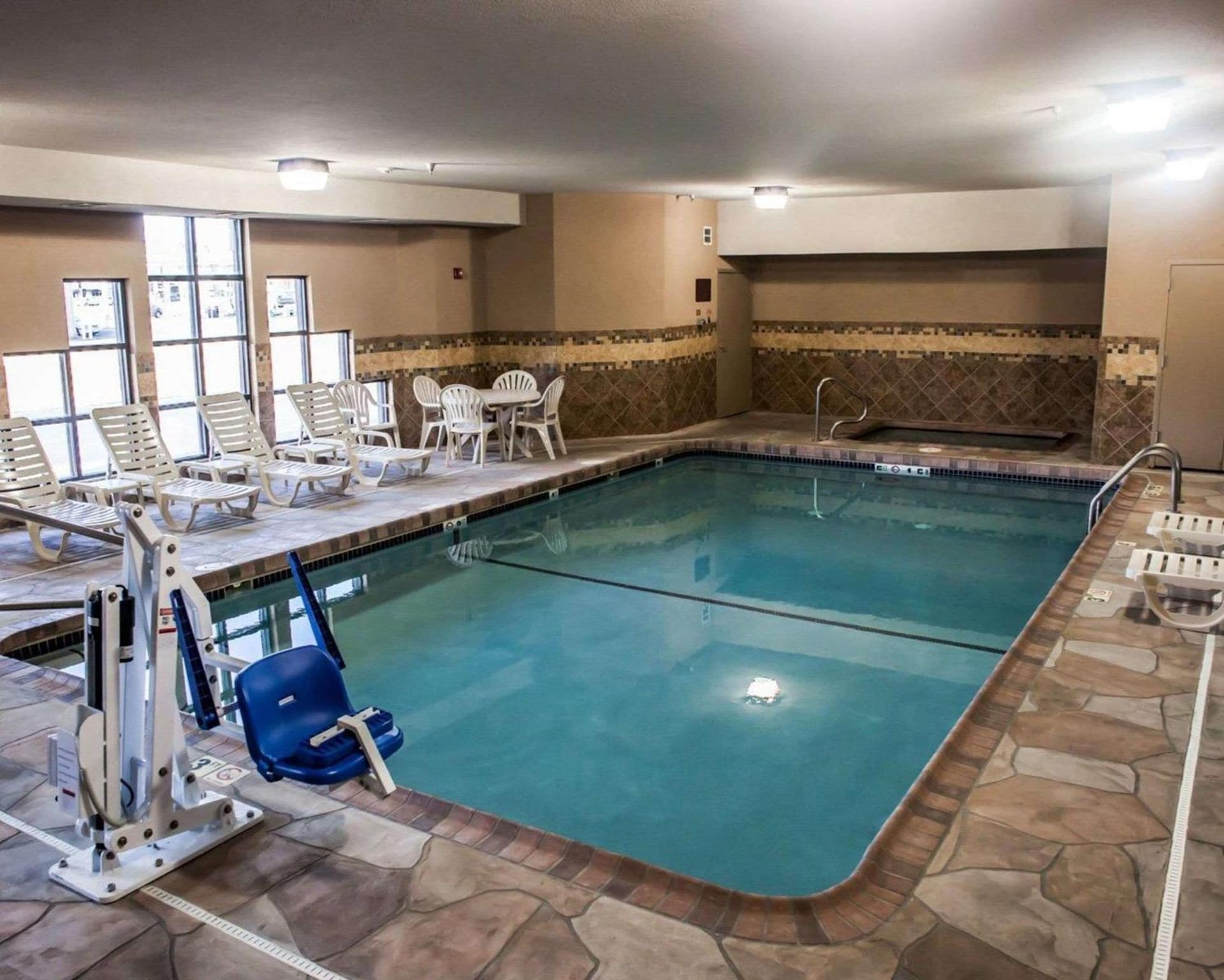 Garner Hotel Topeka West by IHG gallery photo in Topeka, KS — image 9