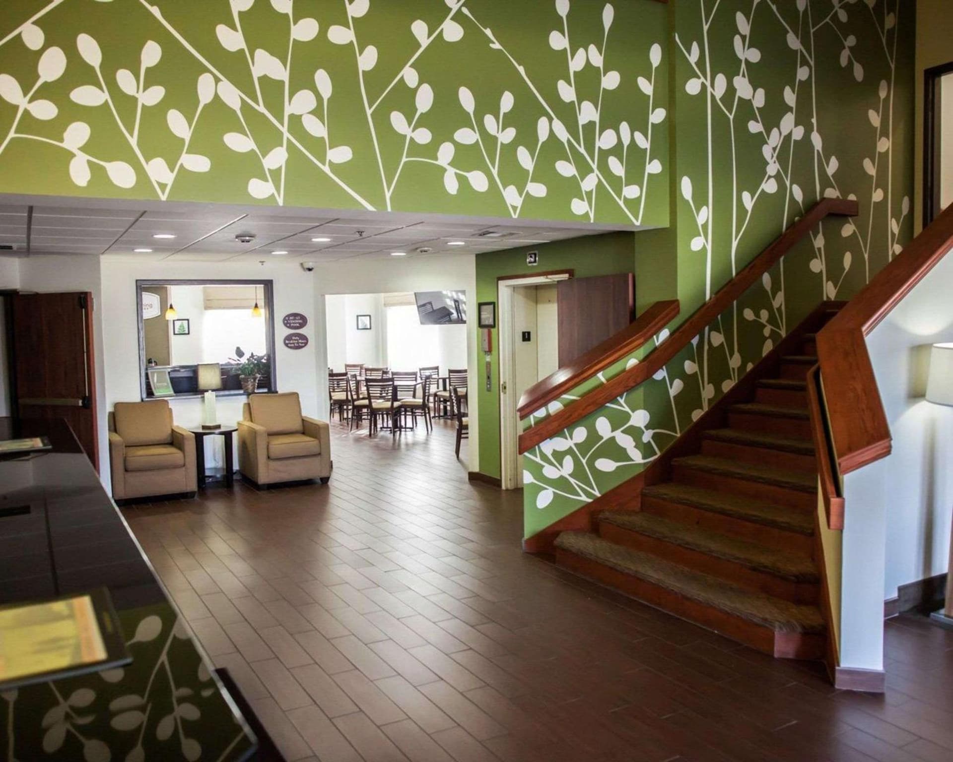 Garner Hotel Topeka West by IHG property views in Topeka, KS — gallery photo 3