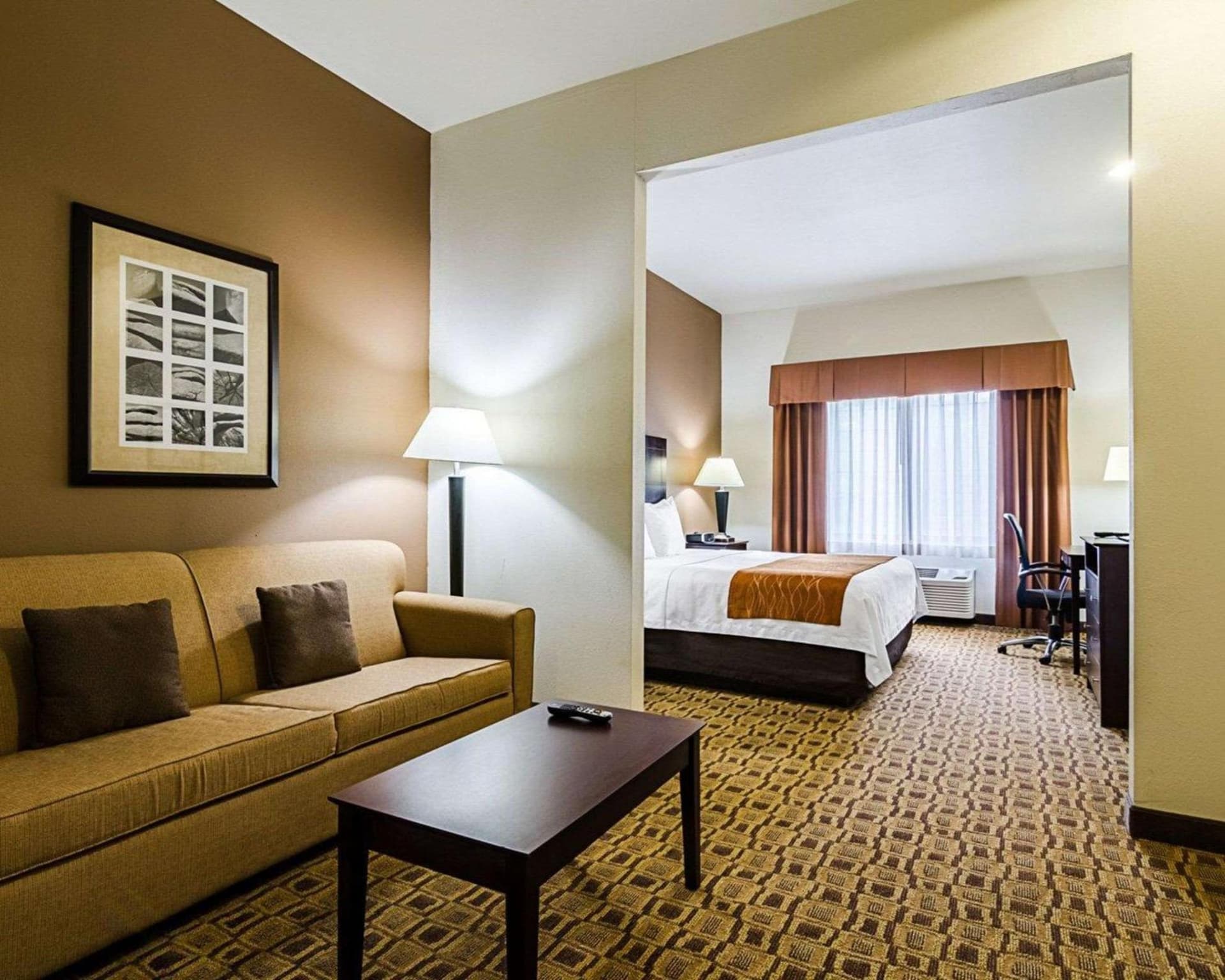 Comfort Inn & Suites Lawrence - University Area gallery photo in Lawrence, KS — image 31