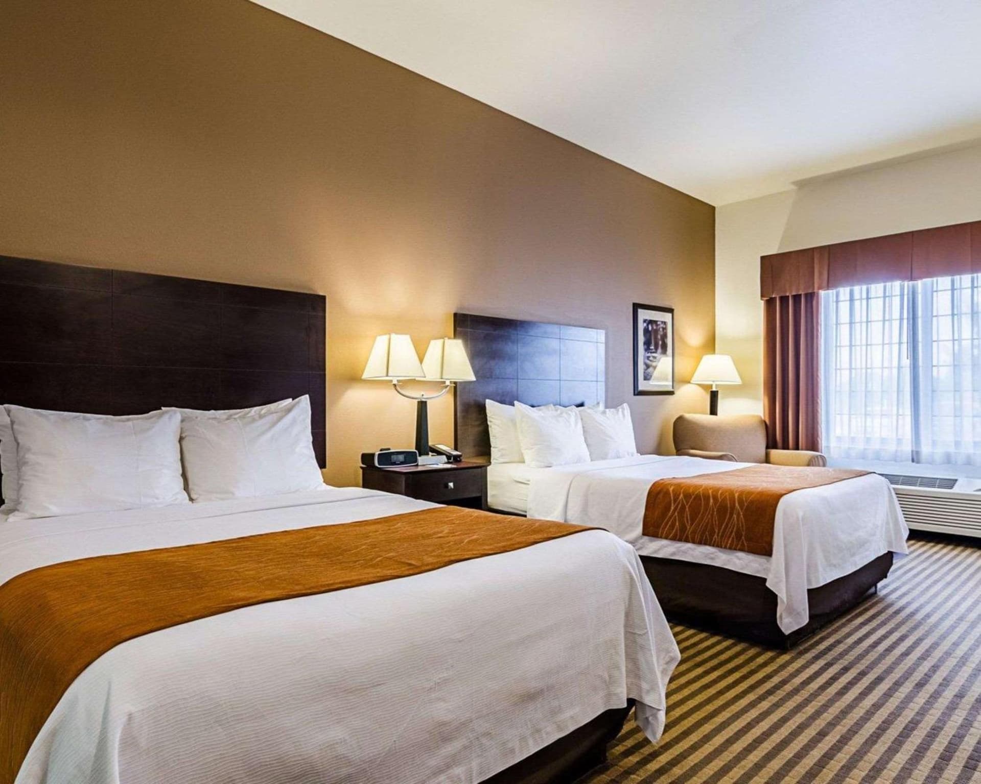 Comfort Inn & Suites Lawrence - University Area gallery photo in Lawrence, KS — image 34