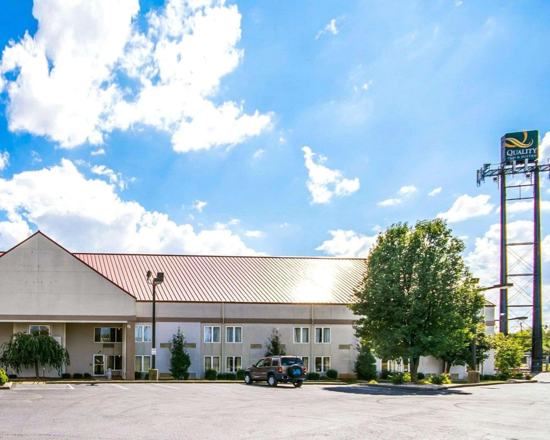 Quality Inn & Suites Elizabethtown featured exterior or lobby in Elizabethtown, KY — similar hotel