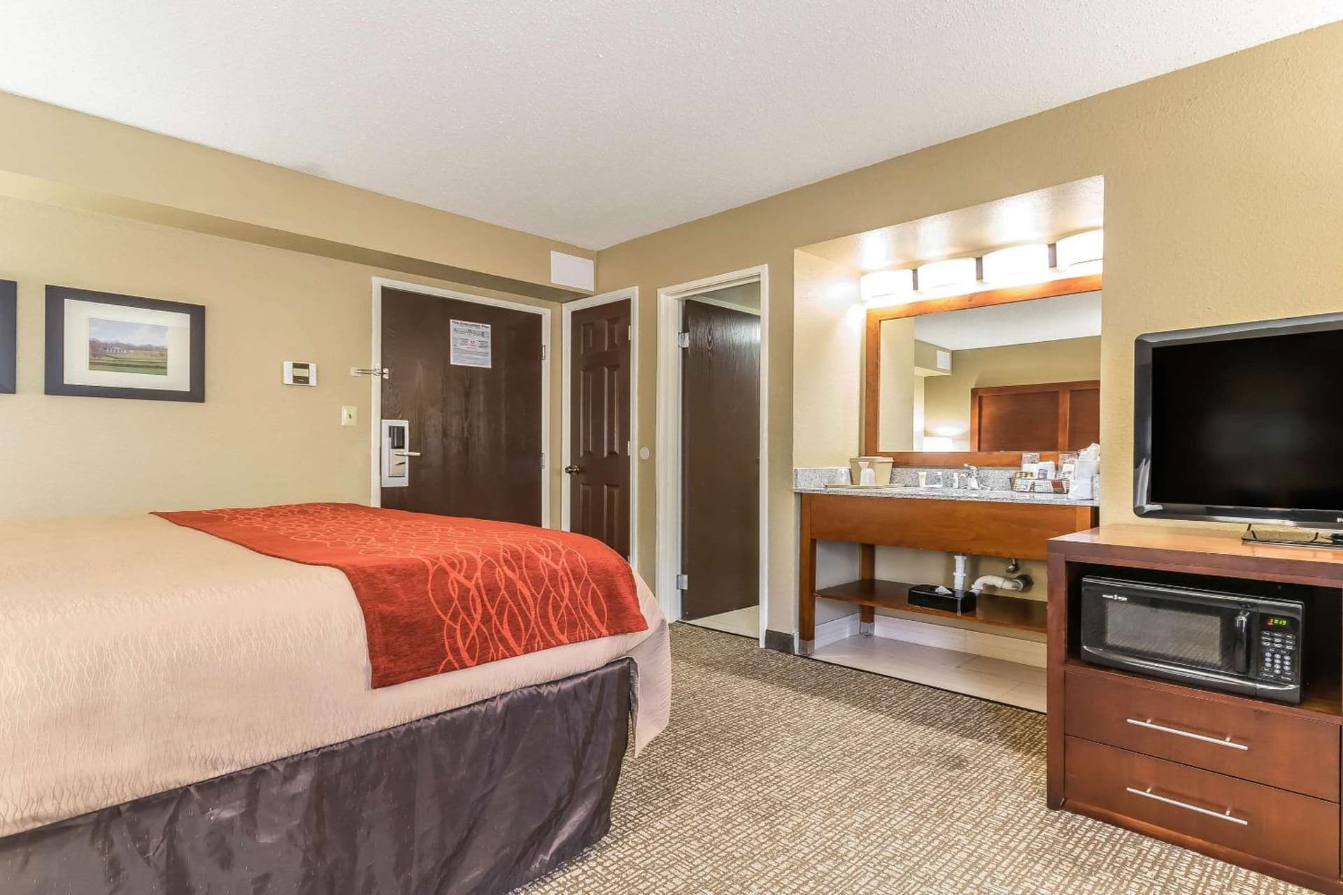 Comfort Inn & Suites Lexington - Hamburg I-75 gallery photo in Lexington, KY — image 39