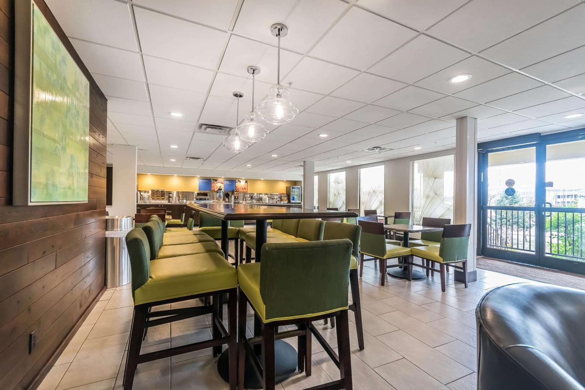 Comfort Inn & Suites Lexington - Hamburg I-75 gallery photo in Lexington, KY — image 40