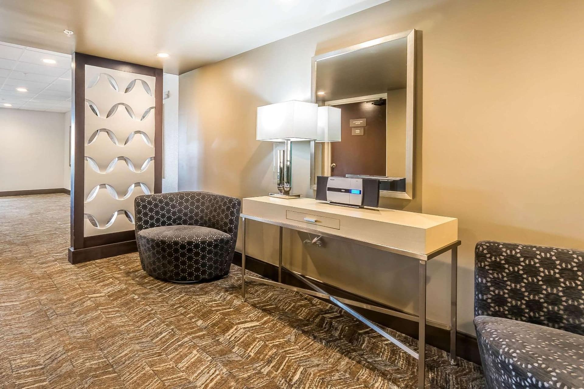 Comfort Inn & Suites Lexington - Hamburg I-75 gallery photo in Lexington, KY — image 19