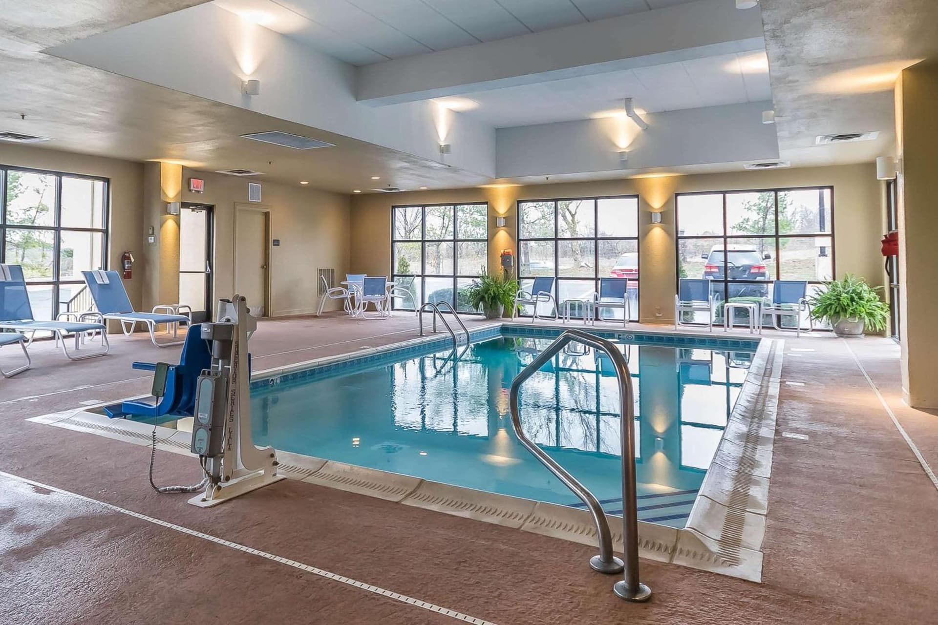 Comfort Inn & Suites Lexington - Hamburg I-75 gallery photo in Lexington, KY — image 24