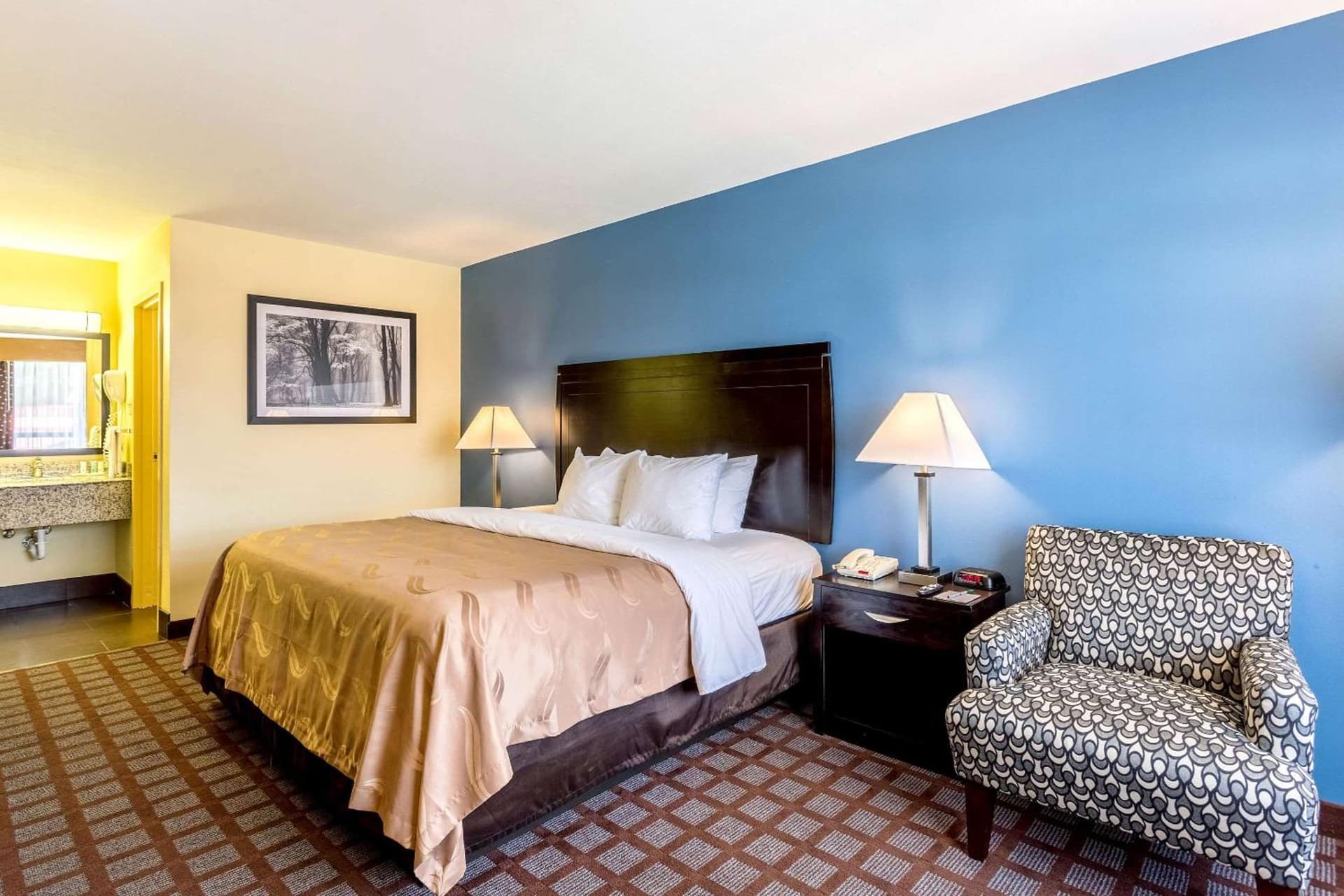 Quality Inn & Suites Baton Rouge West - Port Allen property views in Port Allen, LA — gallery photo 3
