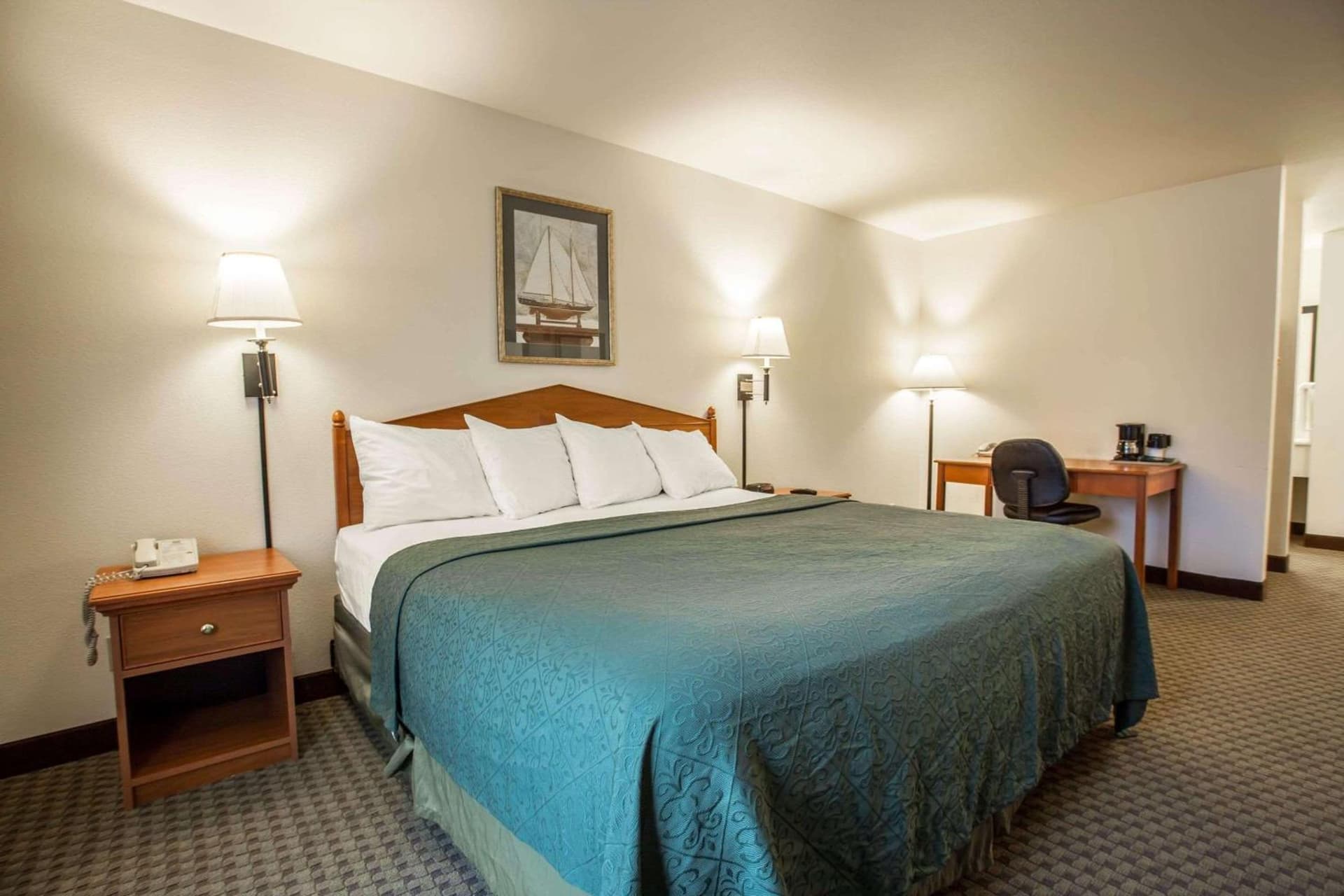 Quality Inn & Suites Federal Way - Seattle gallery photo in Federal Way, WA — image 9