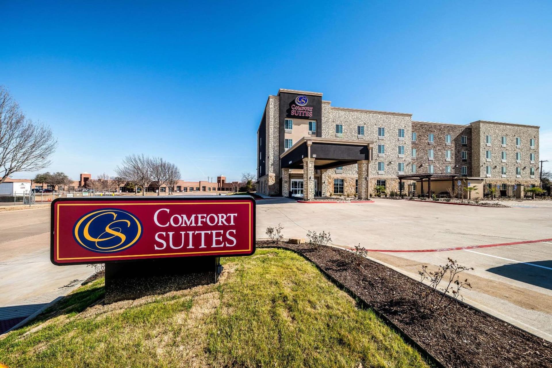 Comfort Suites Grand Prairie - Arlington North — hotel in Grand Prairie, Texas