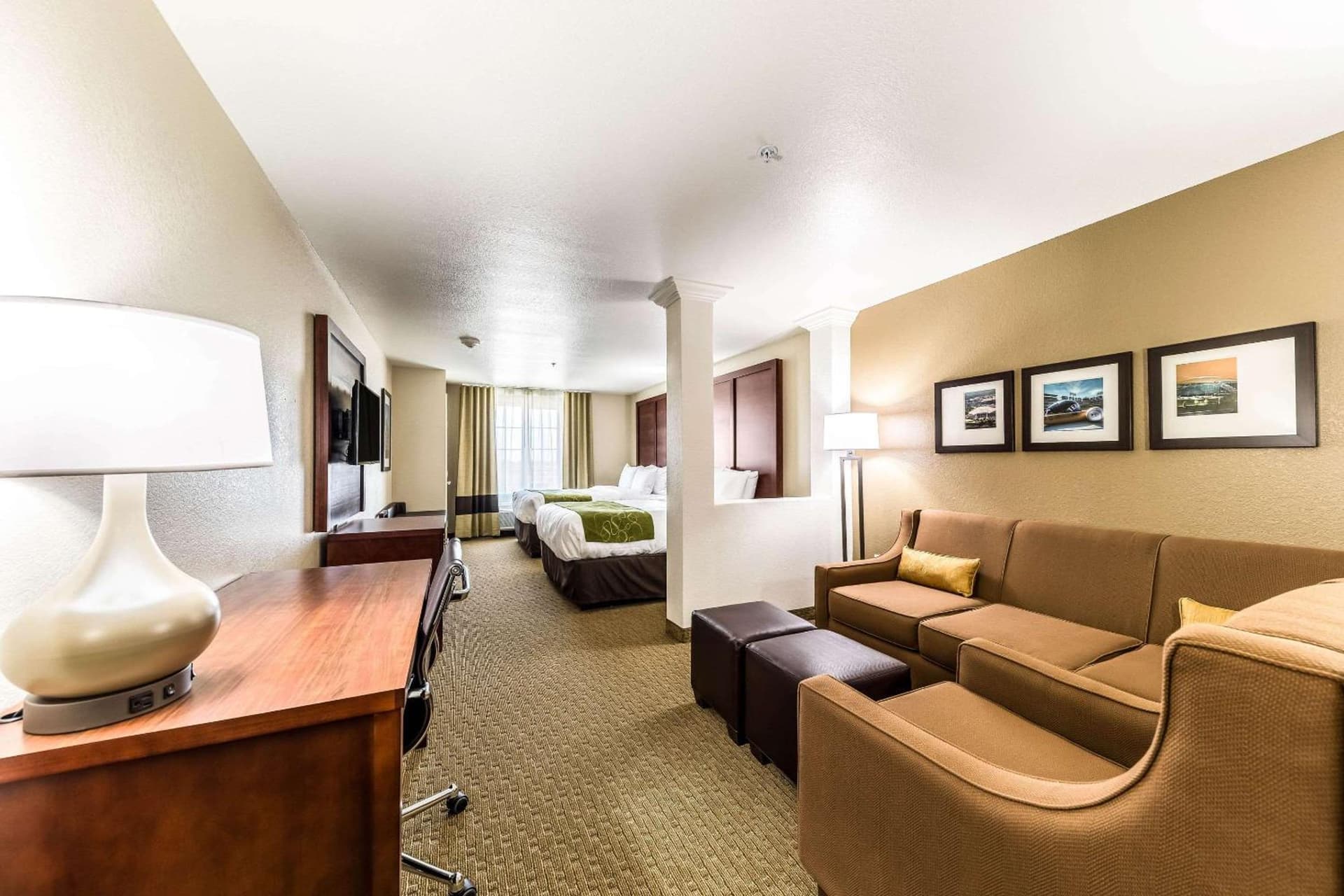 Comfort Suites Grand Prairie - Arlington North gallery photo in Grand Prairie, TX — image 26