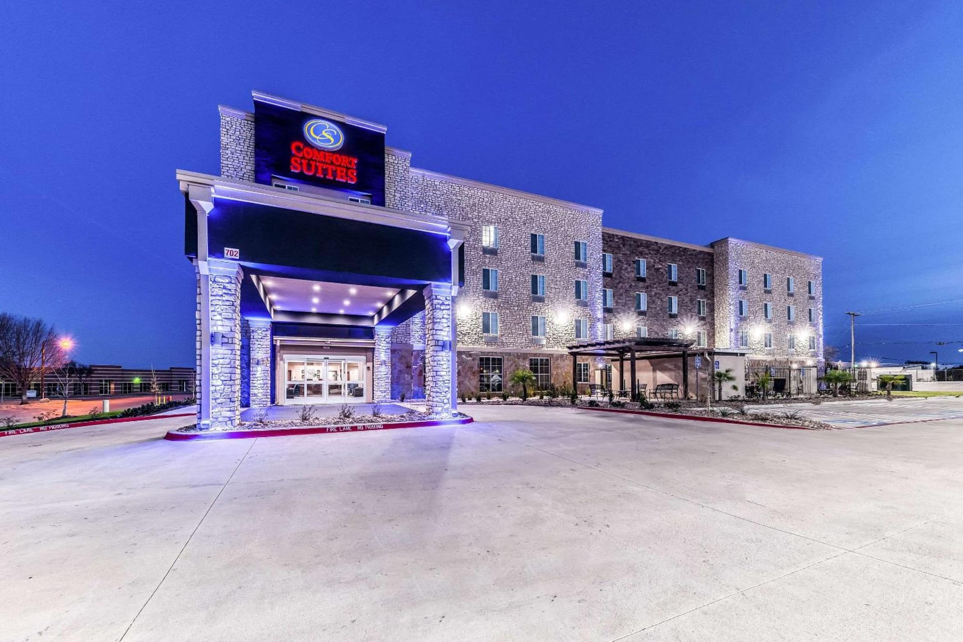 Comfort Suites Grand Prairie - Arlington North gallery photo in Grand Prairie, TX — image 8