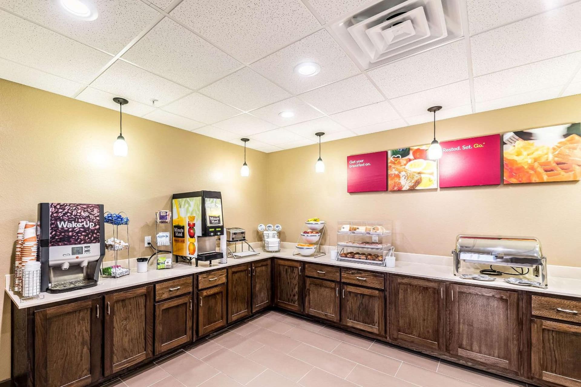 Comfort Suites Grand Prairie - Arlington North gallery photo in Grand Prairie, TX — image 14