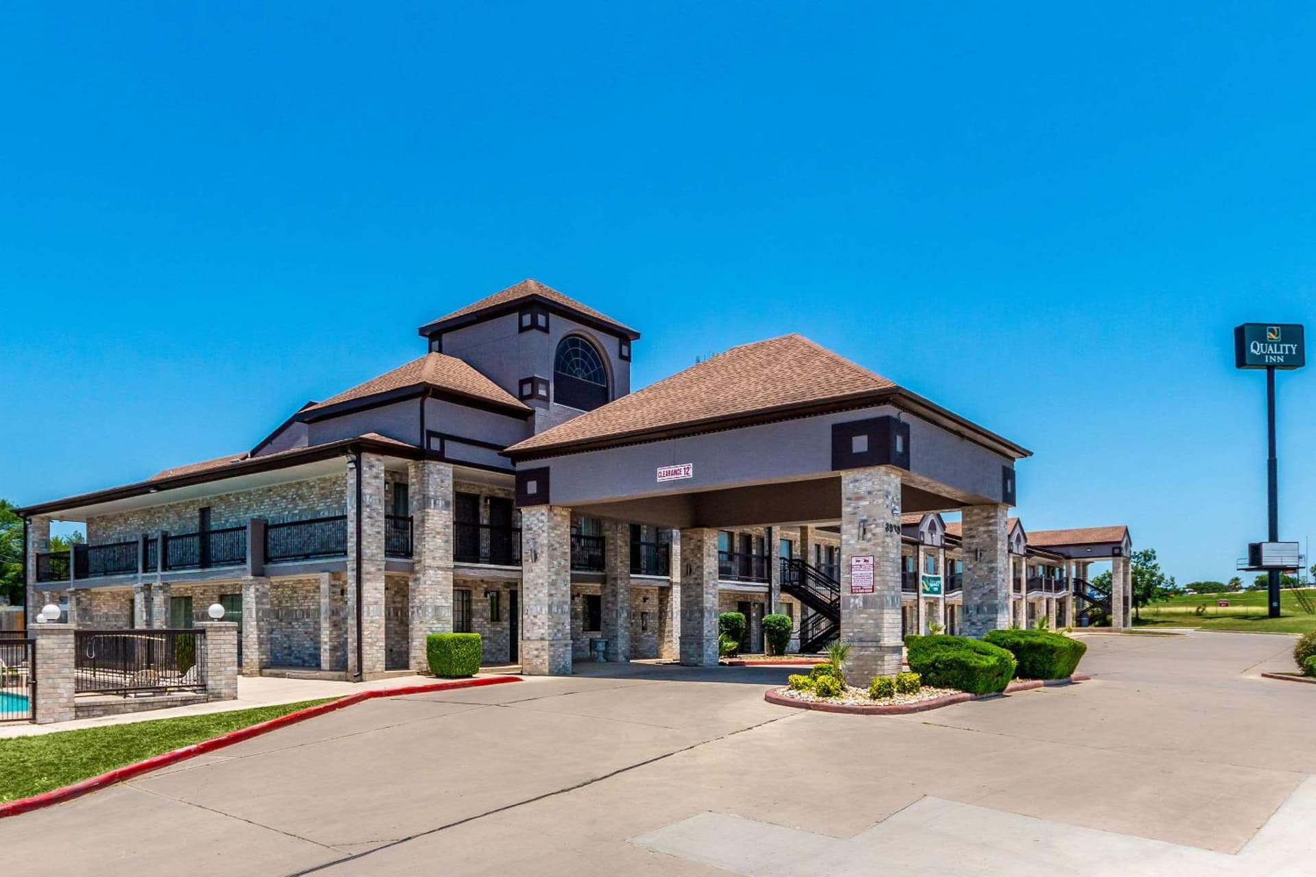 Quality Inn I-10 East near Frost Bank Center featured exterior or lobby in San Antonio, TX — similar hotel