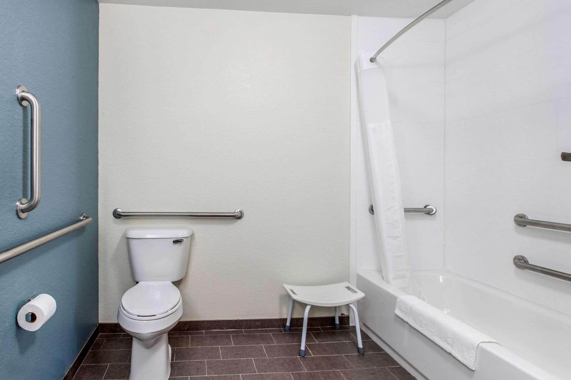 Sleep Inn and Suites - Ankeny gallery photo in Ankeny, IA — image 22
