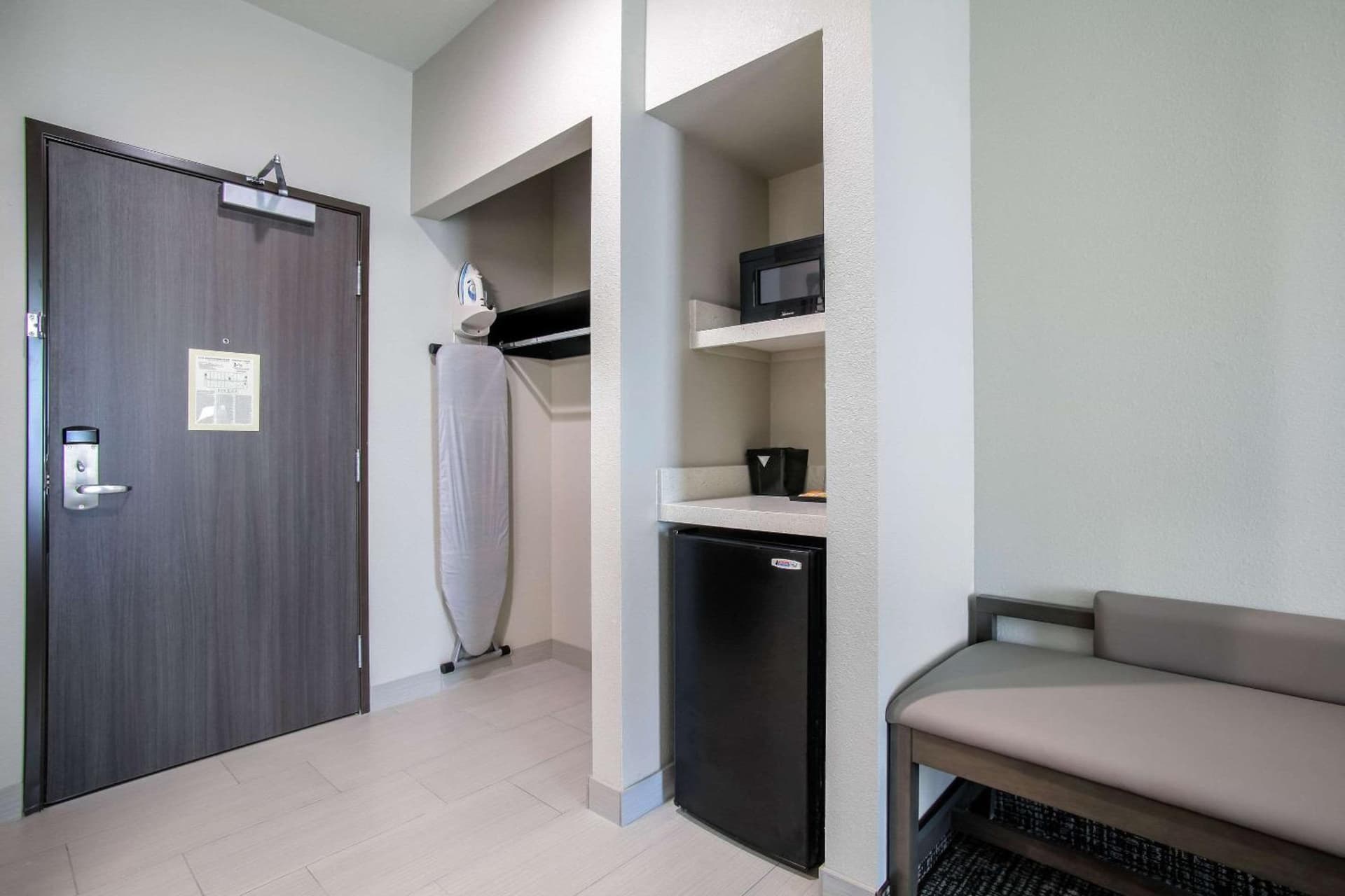 Holiday Inn Express & Suites Tulsa East - Catoosa by IHG property views in Catoosa, OK — gallery photo 3