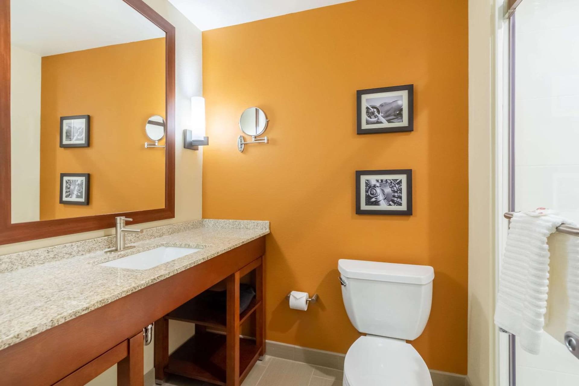 Comfort Inn & Suites - Harrisburg Airport - Hershey South gallery photo in Middletown, PA — image 20