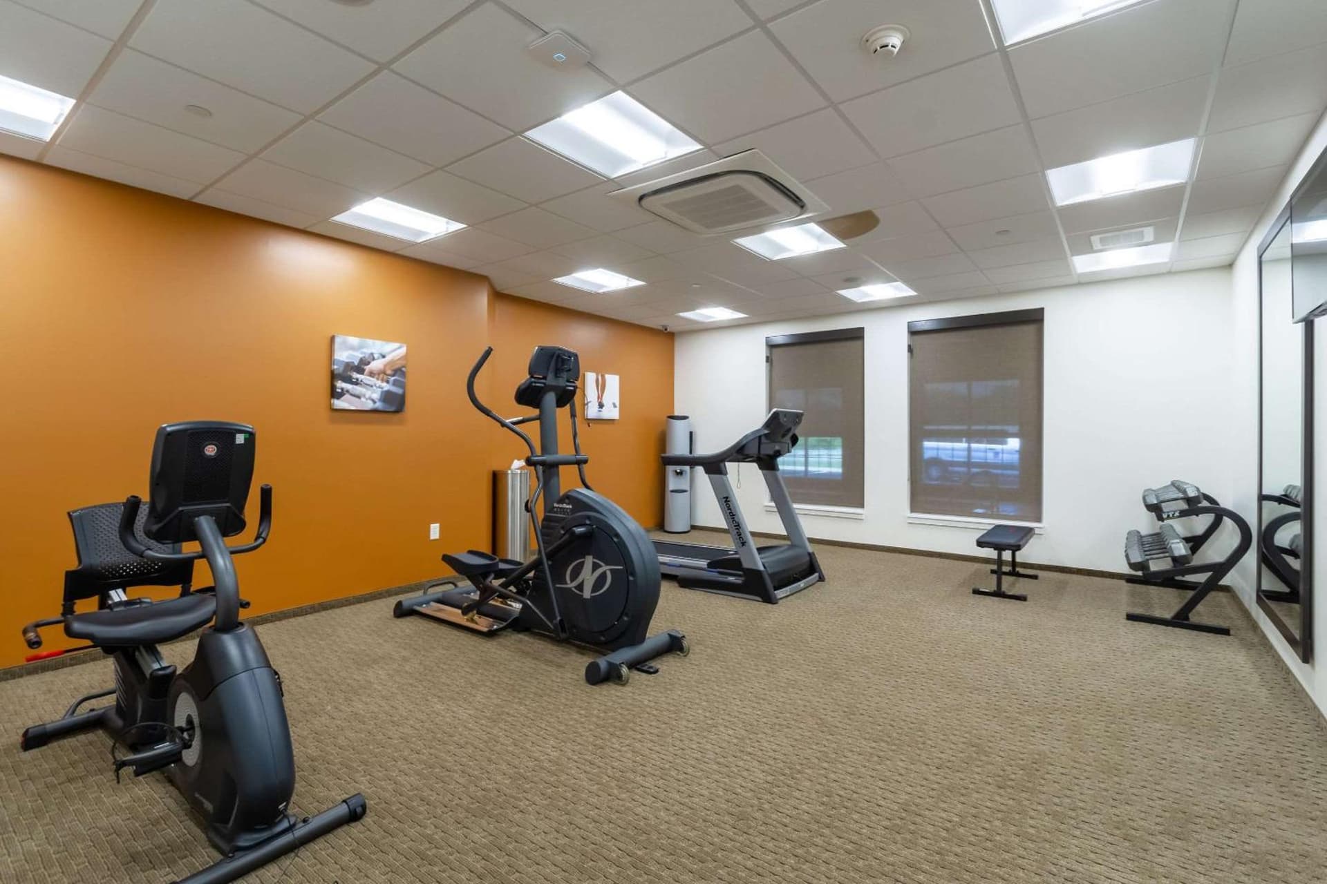 Comfort Inn & Suites - Harrisburg Airport - Hershey South gallery photo in Middletown, PA — image 23