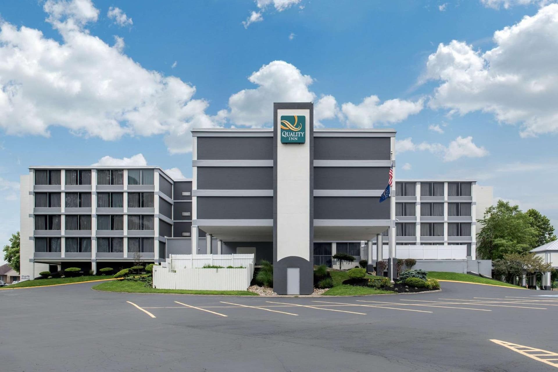 Quality Inn and Conference Center — hotel in Richmond, Indiana