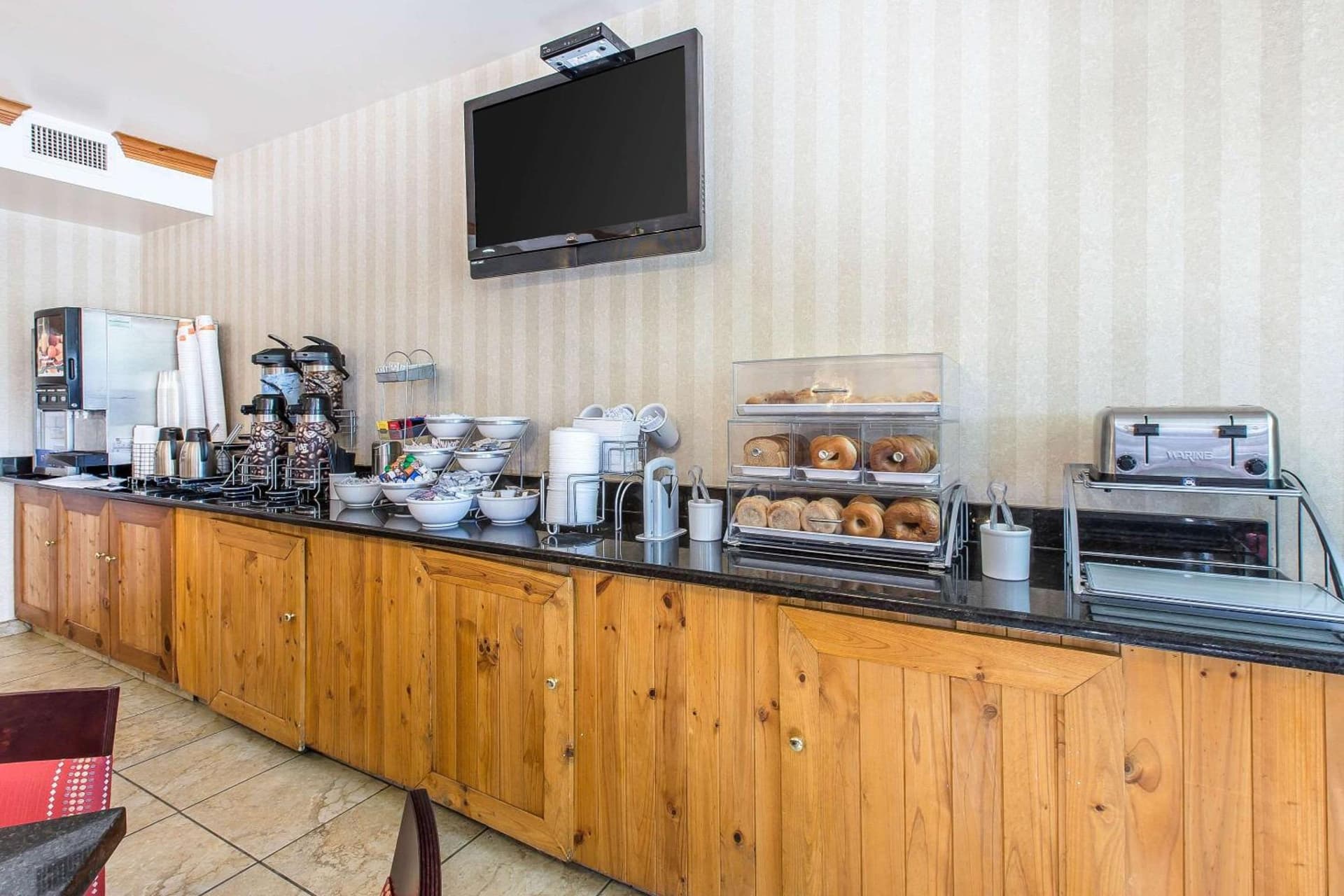 Comfort Suites Summit County property views in Dillon, CO — gallery photo 3