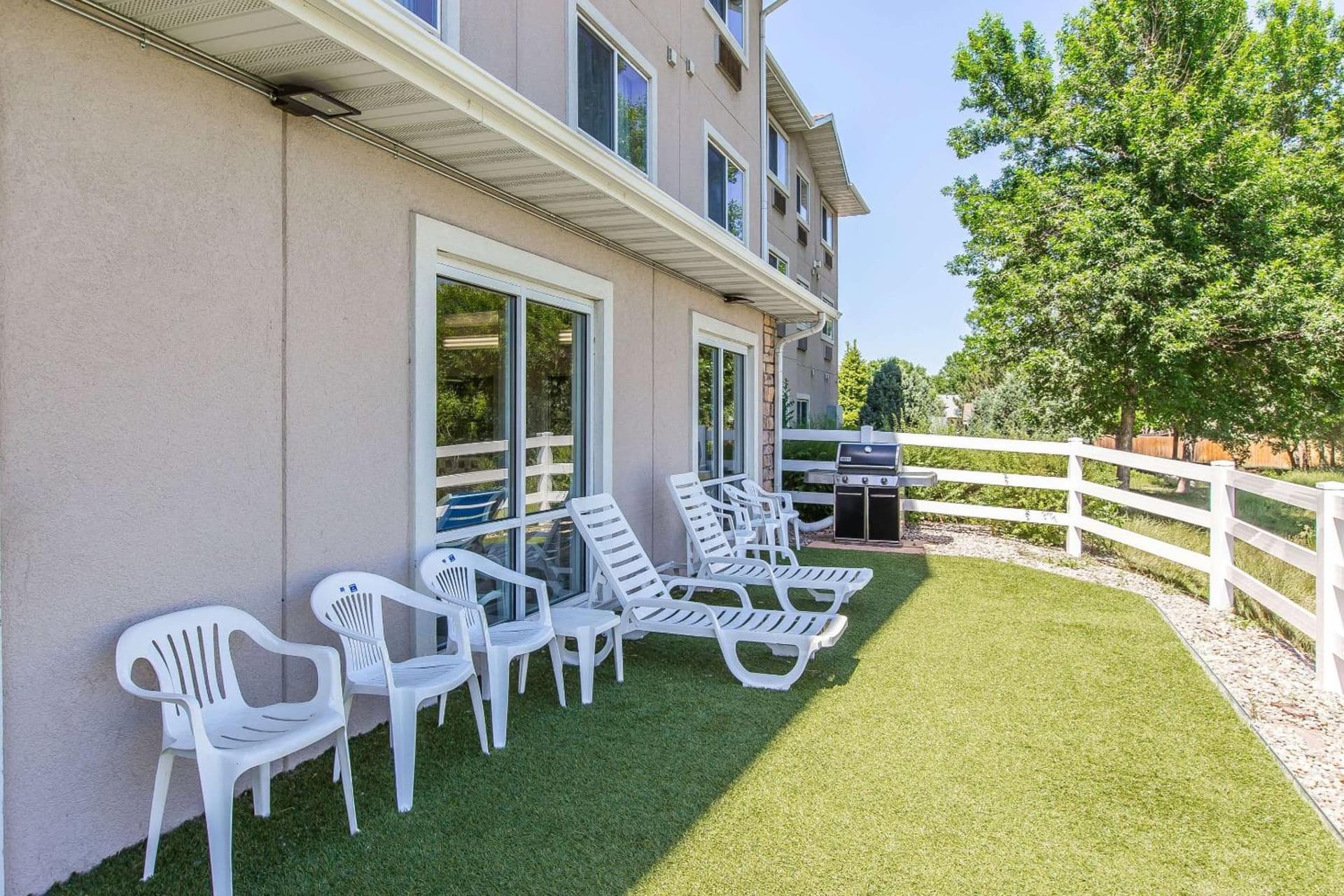 Quality Inn & Suites Loveland interior in Loveland, CO — gallery photo 2