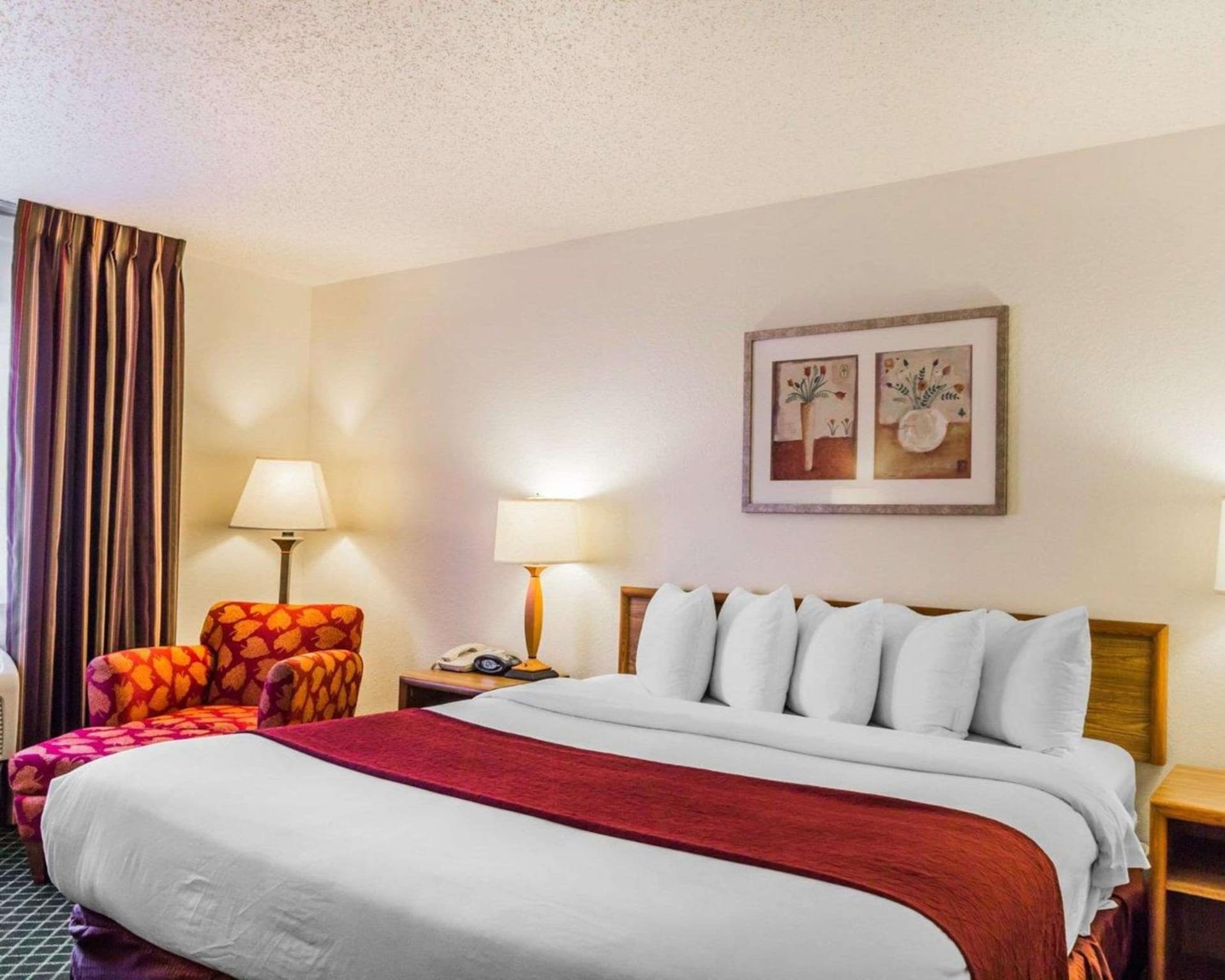 Quality Inn & Suites Golden - Denver West gallery photo in Lakewood, CO — image 9
