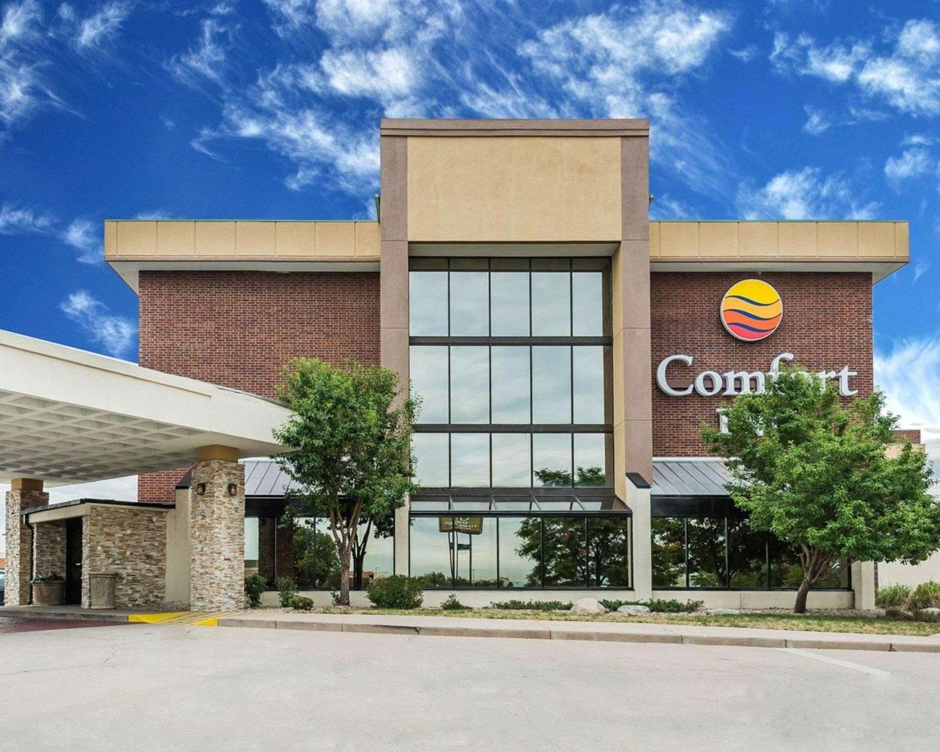 Spark by Hilton Denver East I 70 featured exterior or lobby in Denver, CO — similar hotel