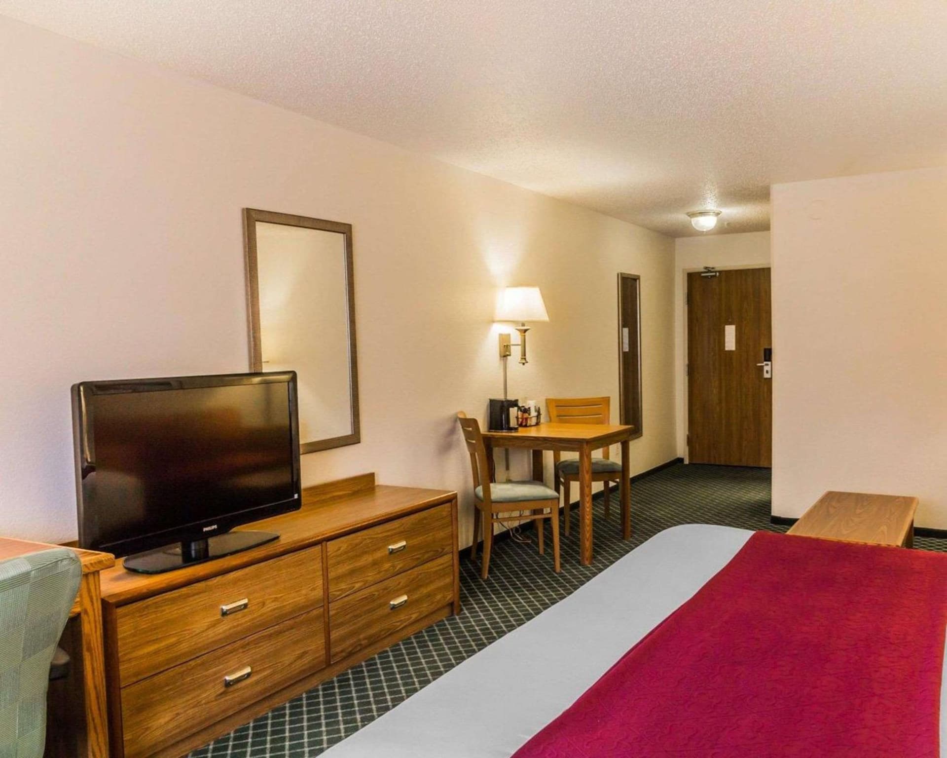 Quality Inn & Suites Golden - Denver West gallery photo in Lakewood, CO — image 12