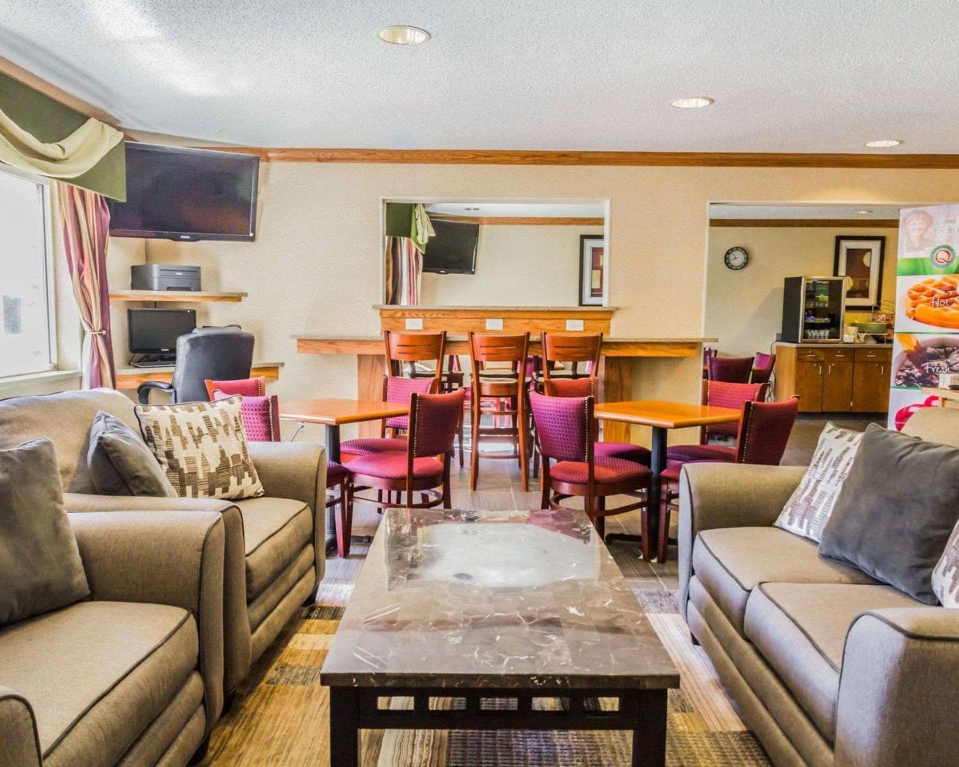 Quality Inn & Suites Golden - Denver West gallery photo in Lakewood, CO — image 15