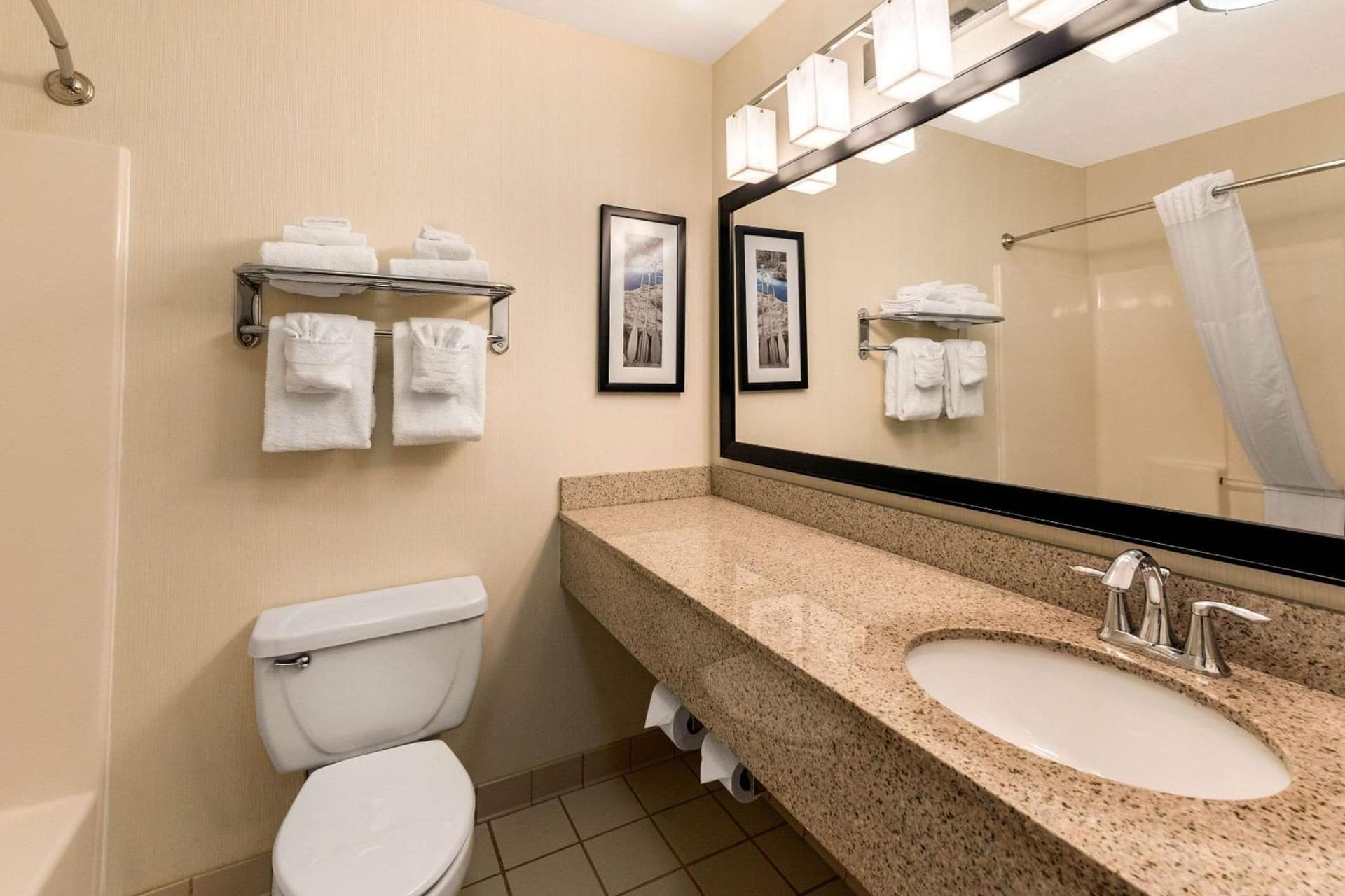 Quality Inn & Suites University Fort Collins gallery photo in Fort Collins, CO — image 18