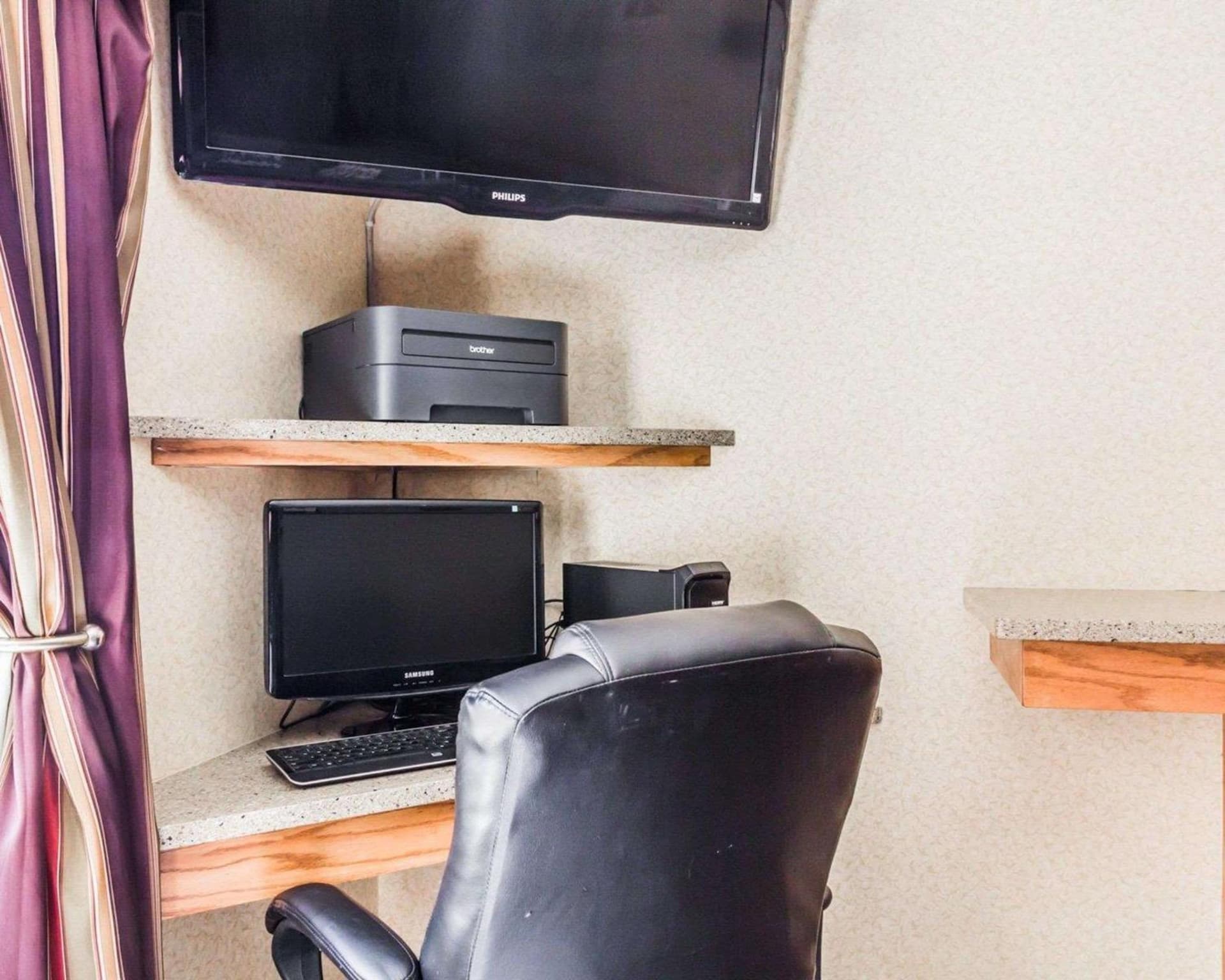 Quality Inn & Suites Golden - Denver West property views in Lakewood, CO — gallery photo 3