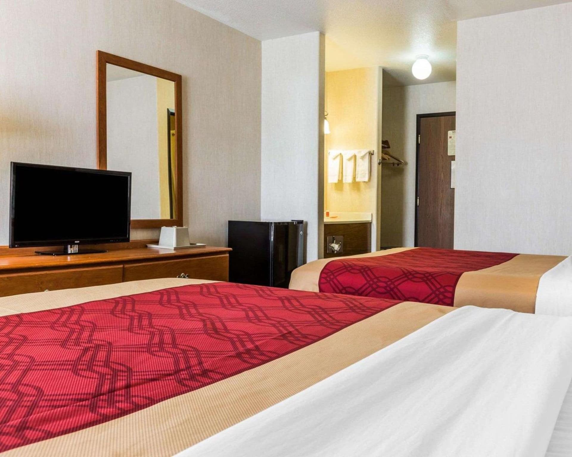 West End Lodge interior in Pagosa Springs, CO — gallery photo 2