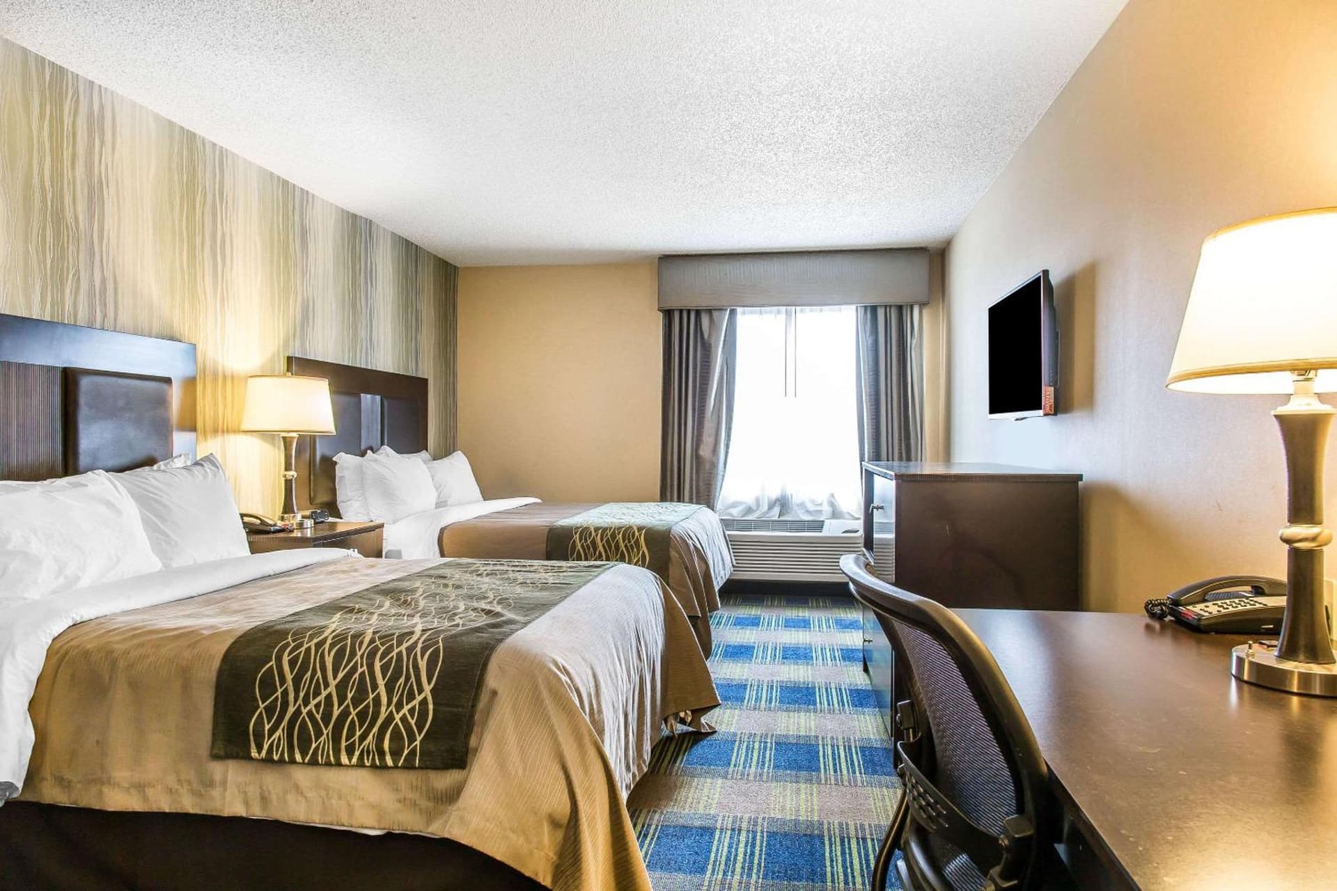Comfort Inn & Suites Meriden East gallery photo in Meriden, CT — image 17