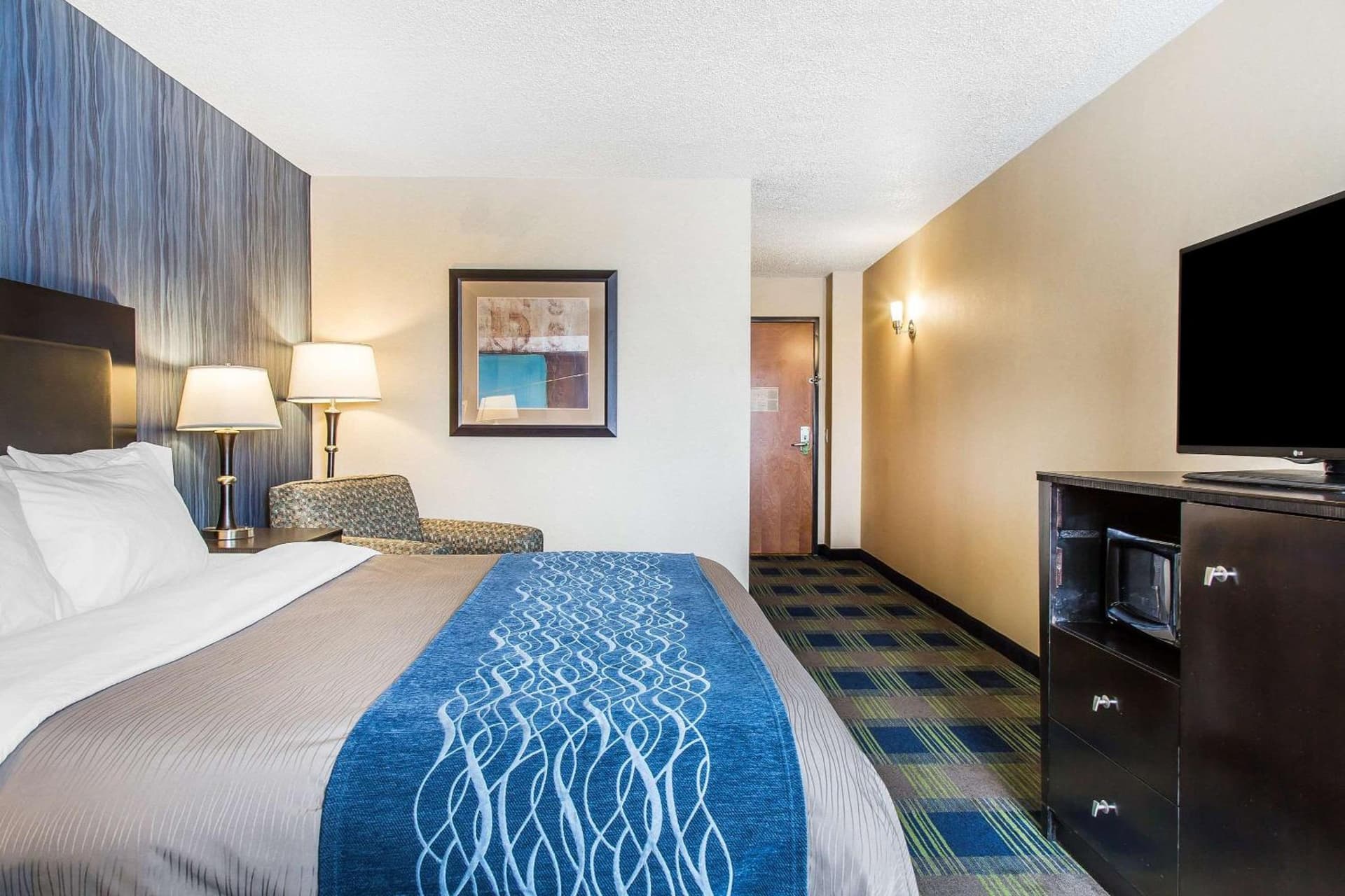 Comfort Inn & Suites Meriden East gallery photo in Meriden, CT — image 4