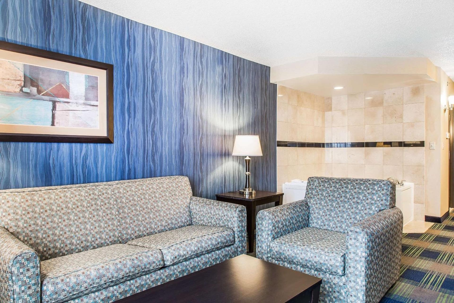 Comfort Inn & Suites Meriden East gallery photo in Meriden, CT — image 24
