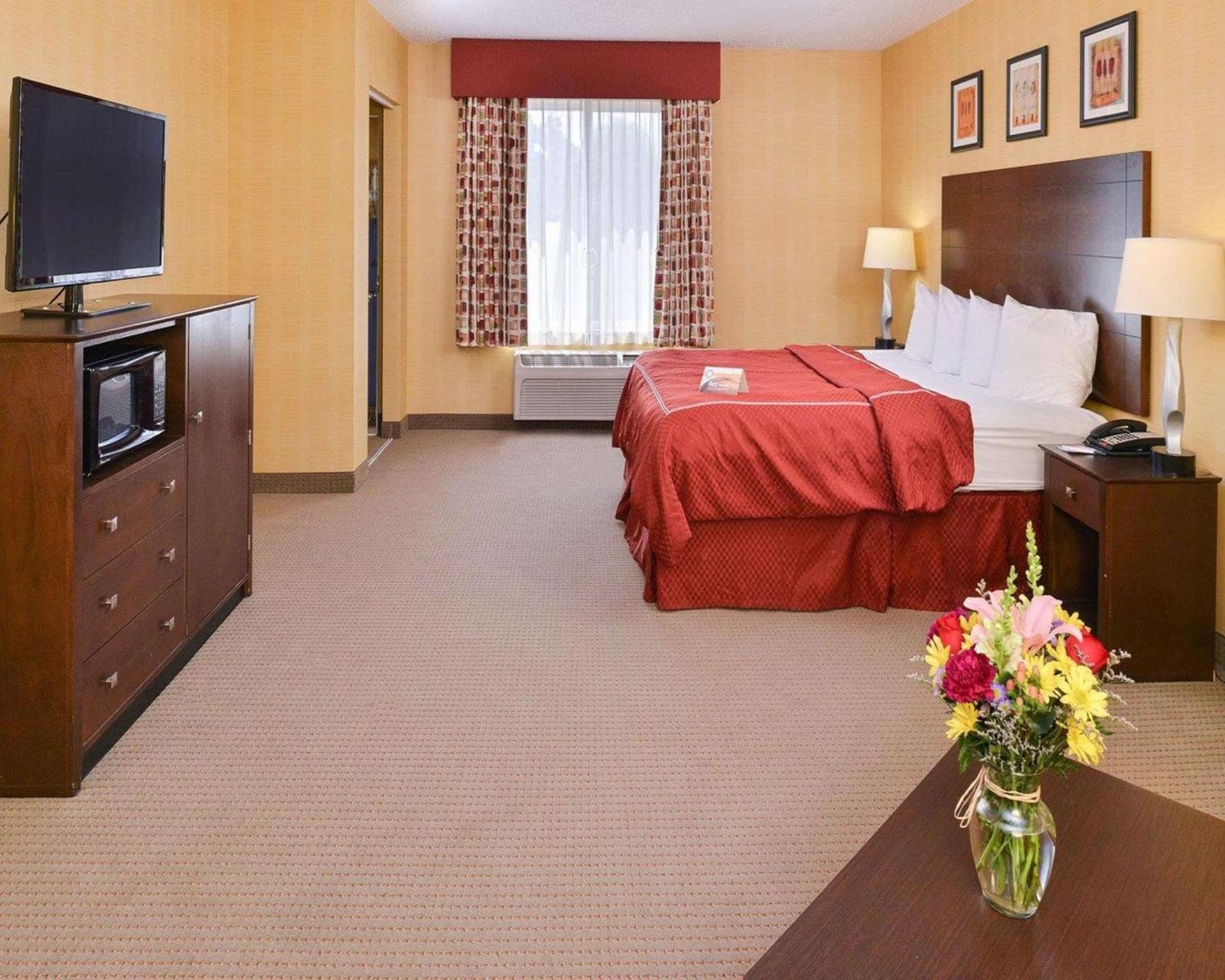 Quality Suites Stratford gallery photo in Stratford, CT — image 21