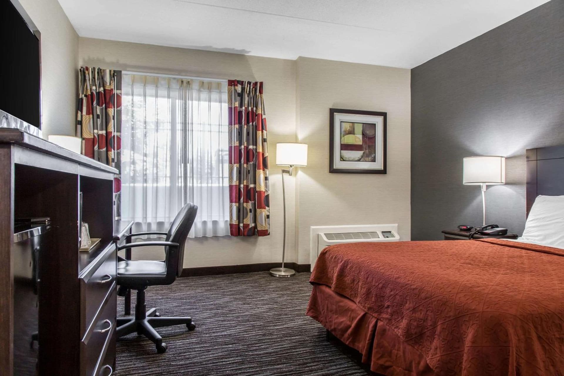 Quality Inn & Suites Danbury near University gallery photo in Danbury, CT — image 4