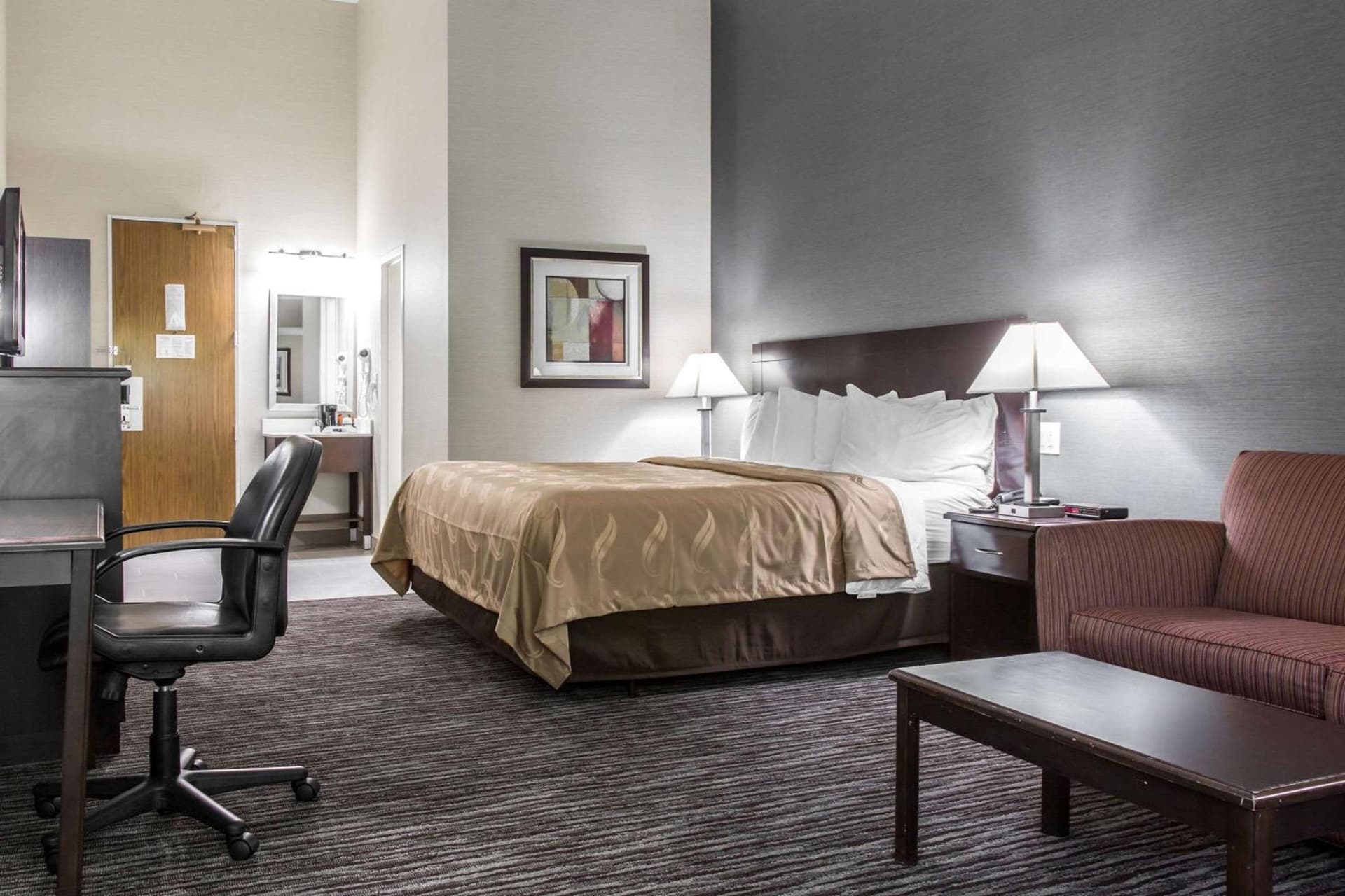 Quality Inn & Suites Danbury near University gallery photo in Danbury, CT — image 36