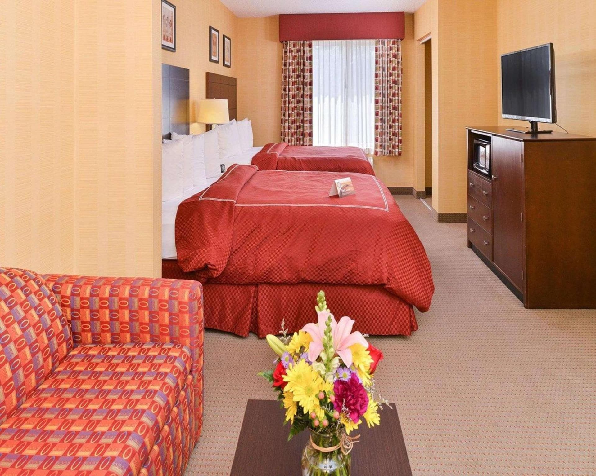 Quality Suites Stratford gallery photo in Stratford, CT — image 4