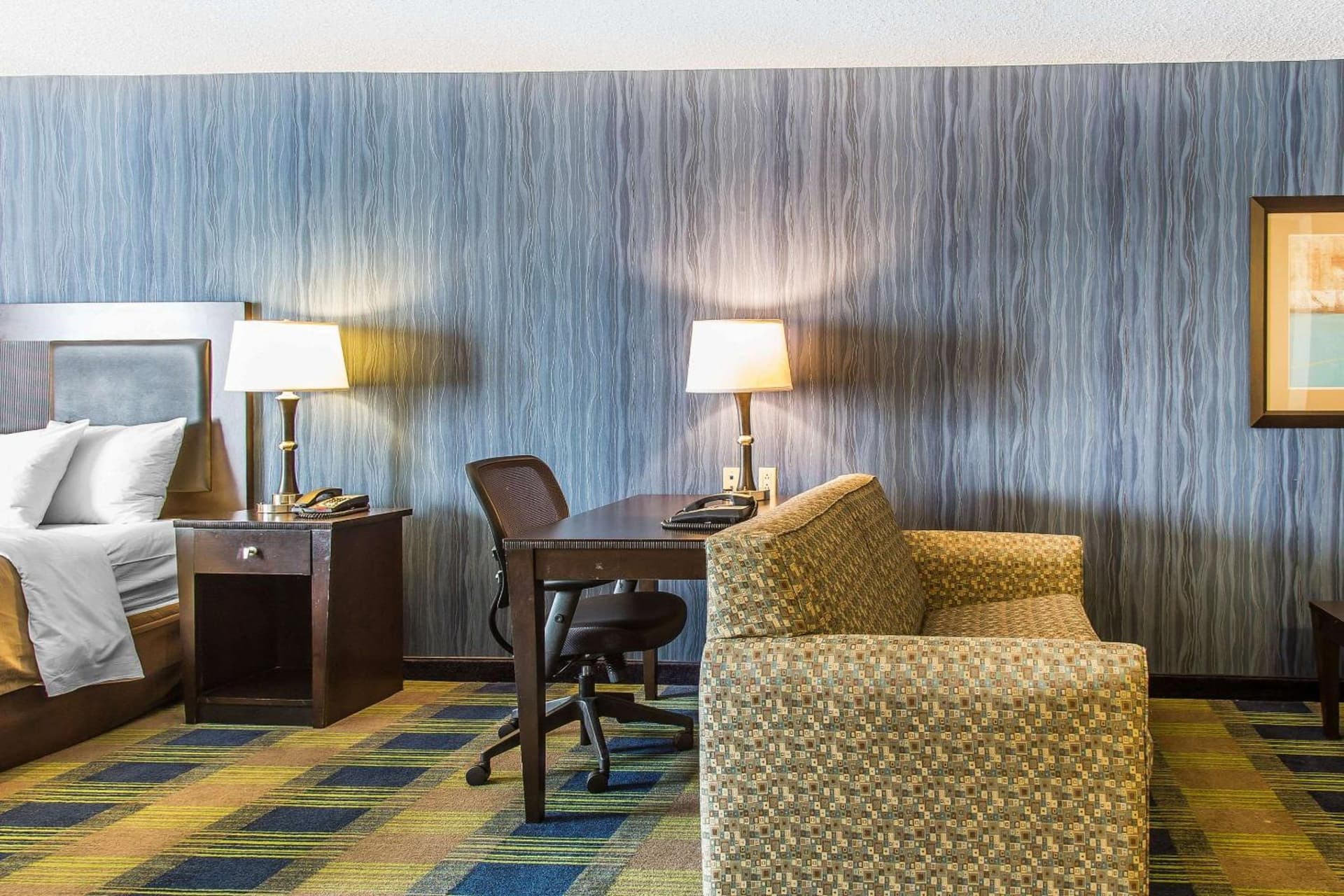 Comfort Inn & Suites Meriden East gallery photo in Meriden, CT — image 30