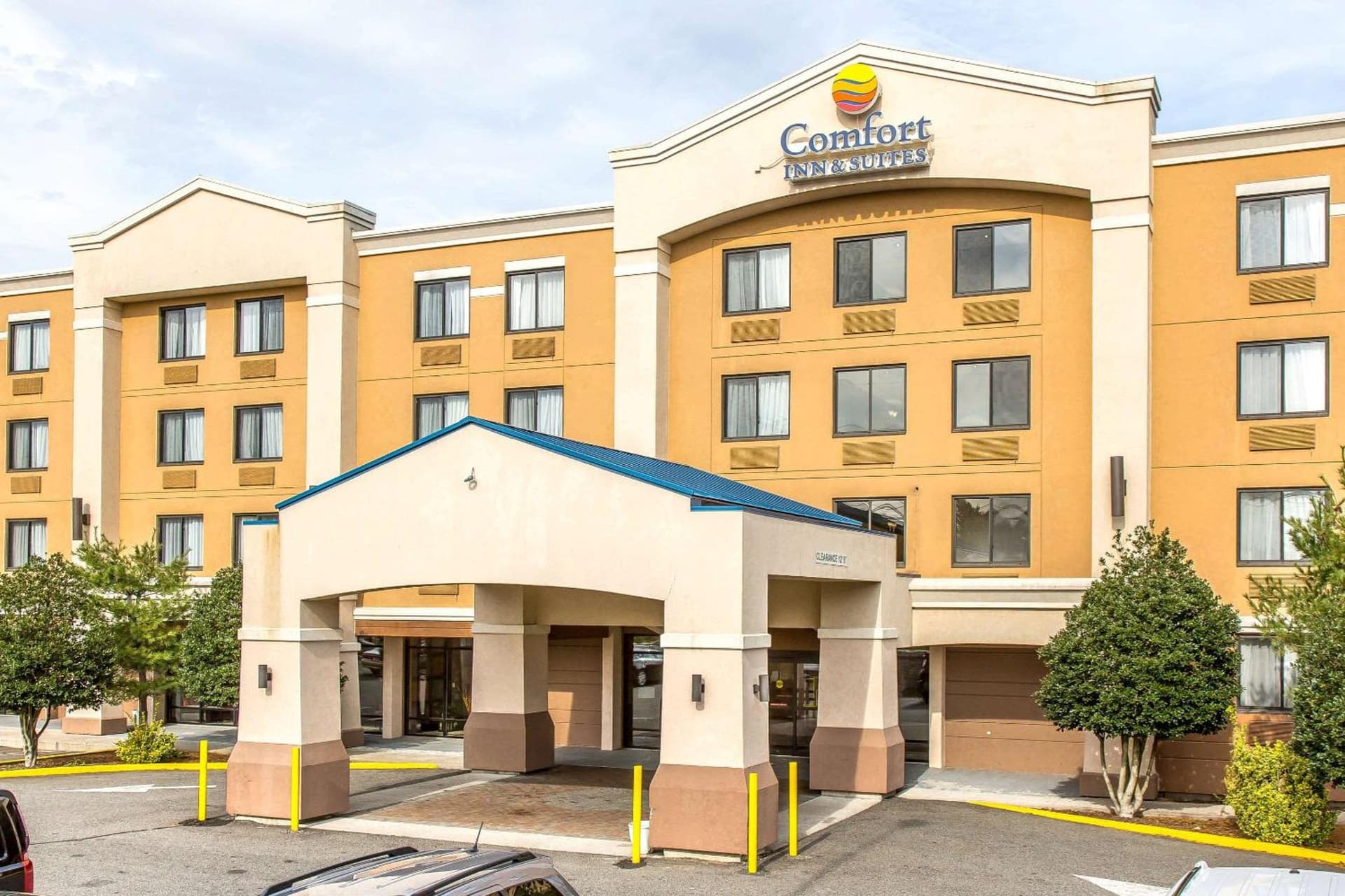 Comfort Inn & Suites Meriden East featured exterior or lobby in Meriden, CT — similar hotel