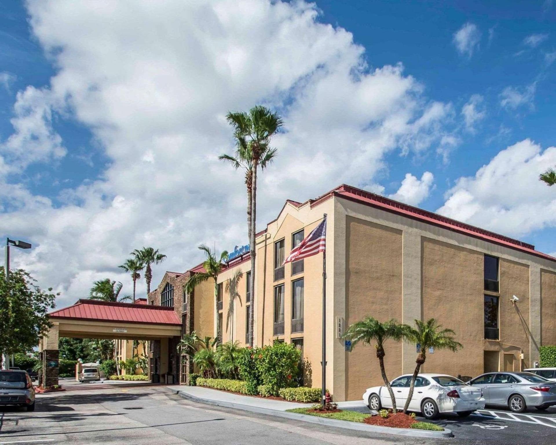 Comfort Inn & Suites Lantana - West Palm Beach South featured exterior or lobby in Lantana, FL — similar hotel
