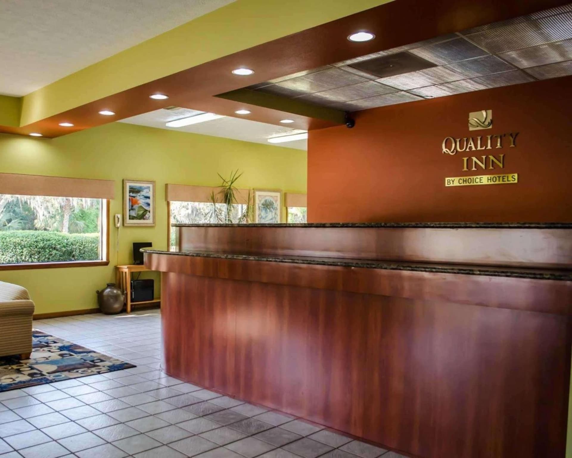 Quality Inn Crystal River property views in Crystal River, FL — gallery photo 3