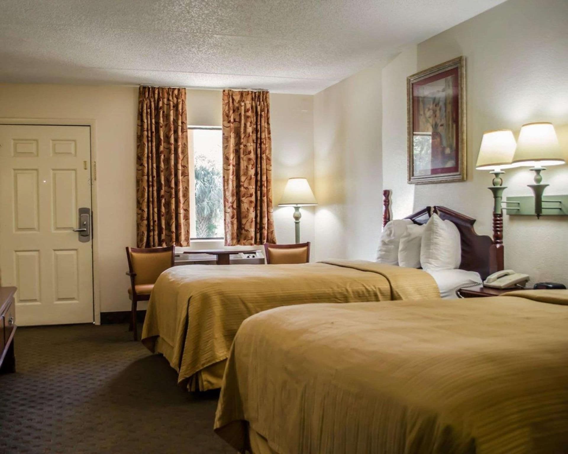 Quality Inn Crystal River property views in Crystal River, FL — gallery photo 3
